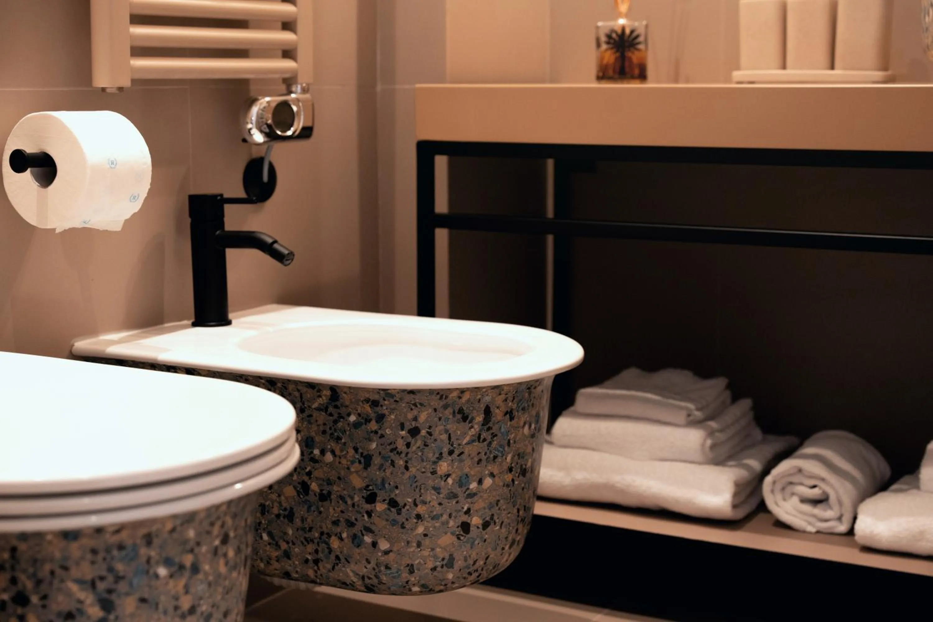 Bathroom in The Flow - Via Del Corso