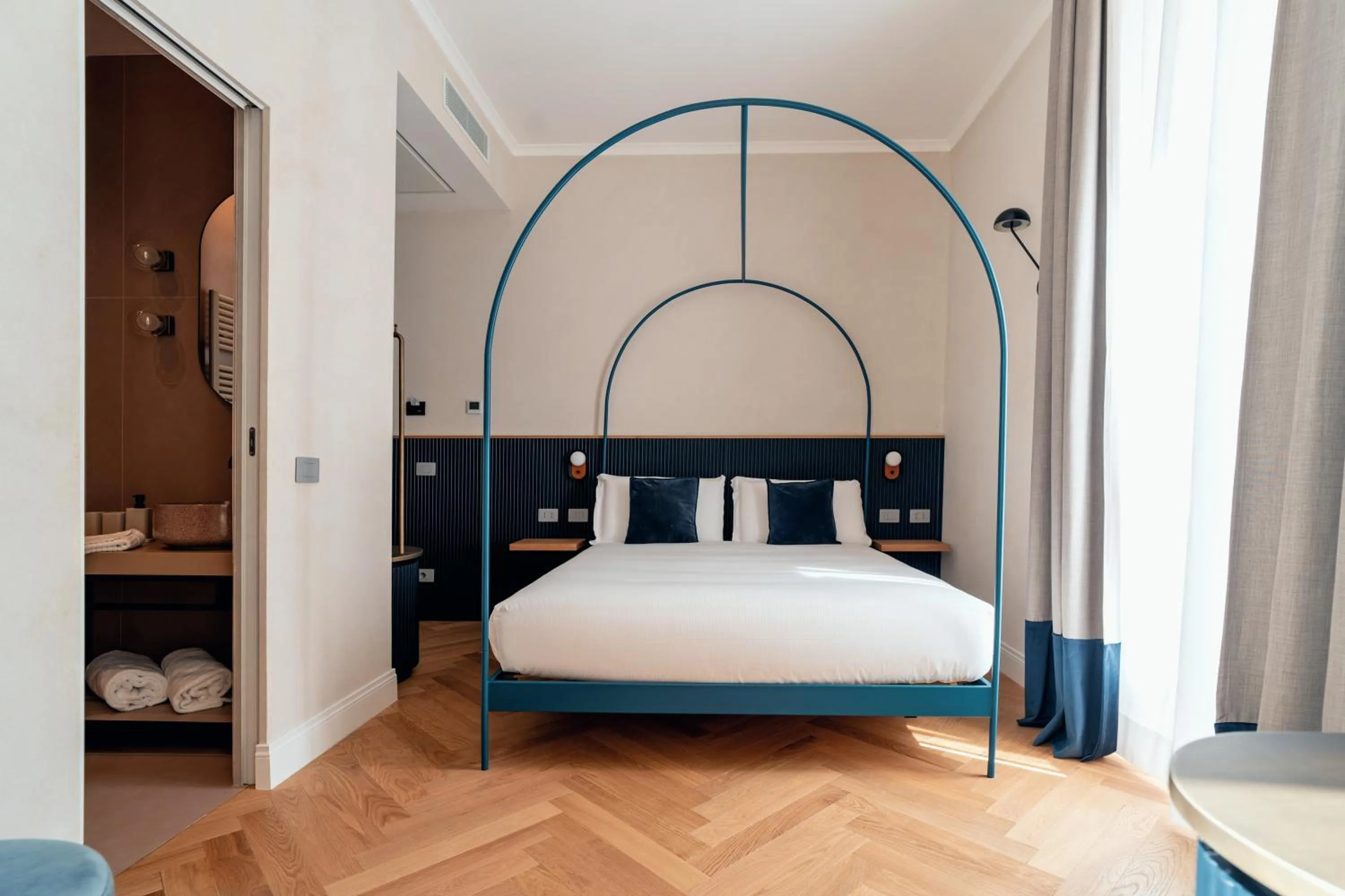 Bedroom, Bed in The Flow - Via Del Corso