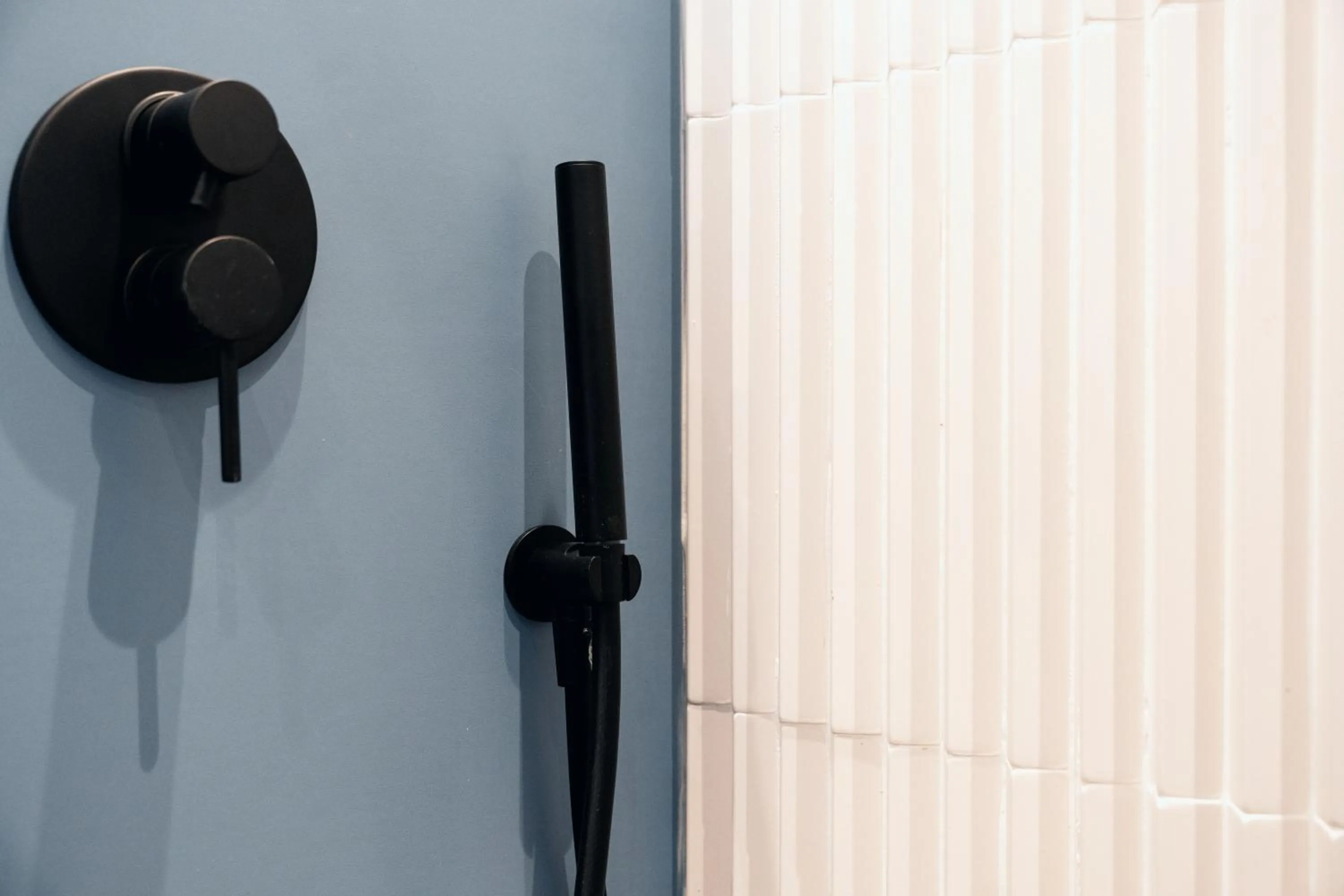 Shower in The Flow - Via Del Corso