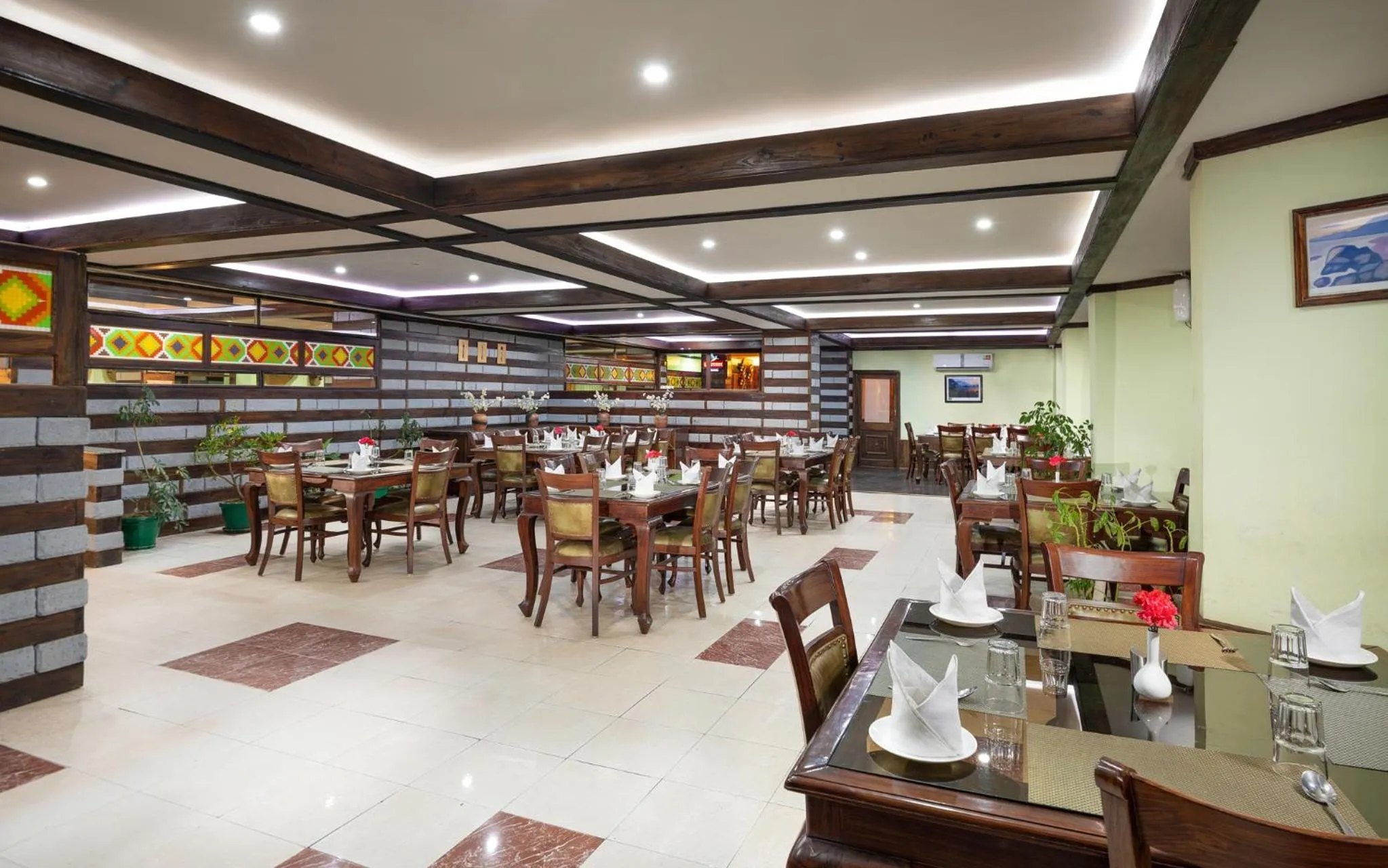 Restaurant/places to eat in Shobla Royale