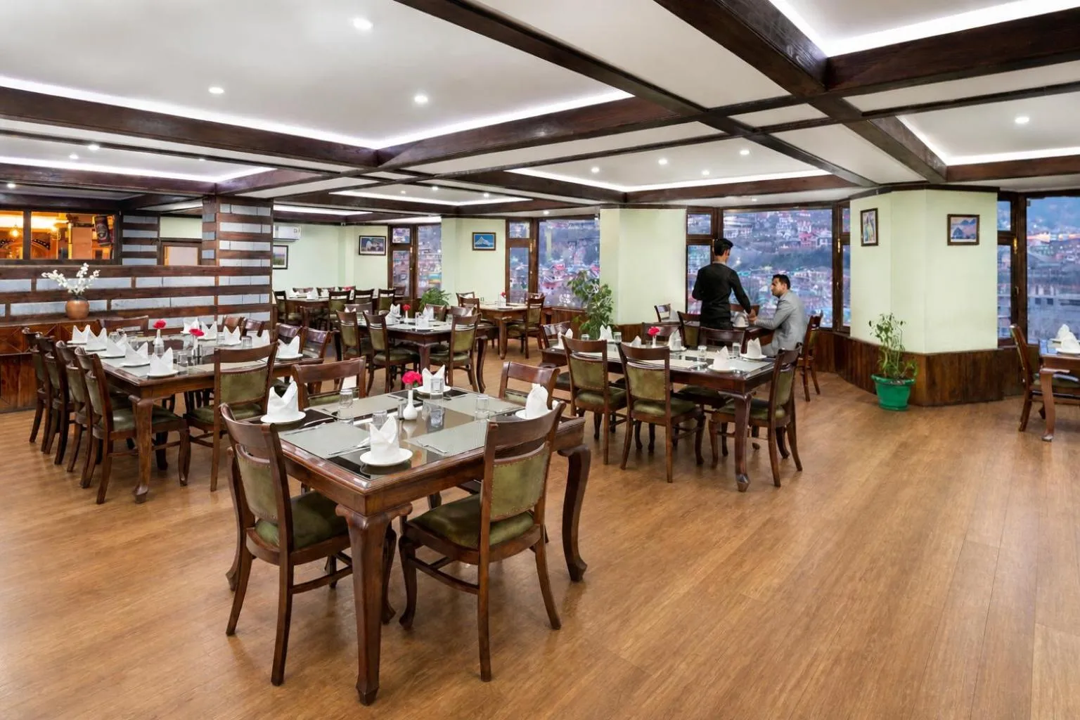 Restaurant/places to eat in Shobla Royale