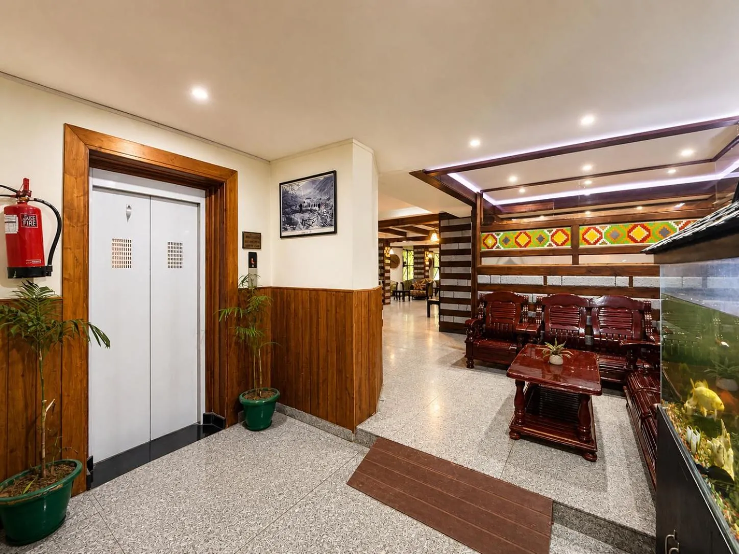 elevator in Shobla Royale