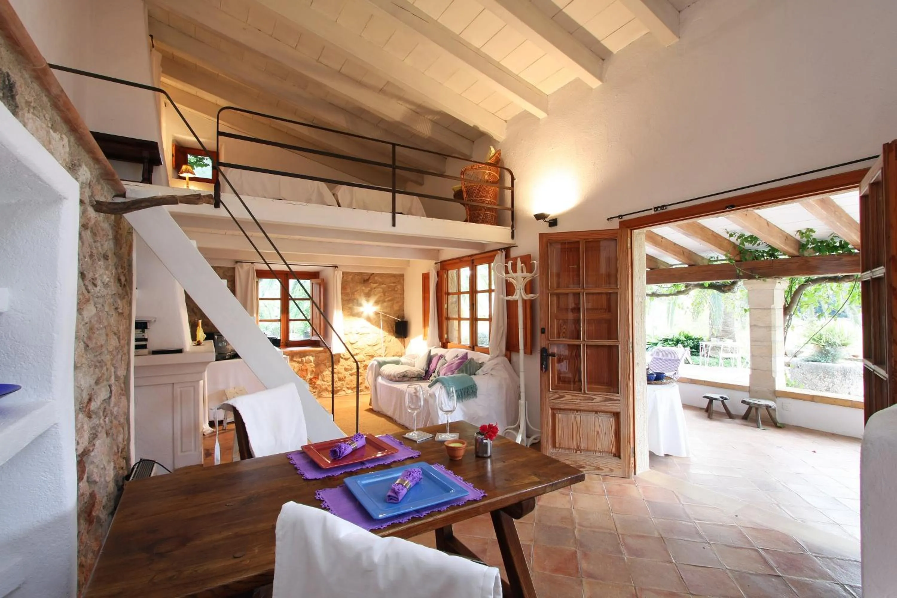 Decorative detail in Holiday home Can Pontico