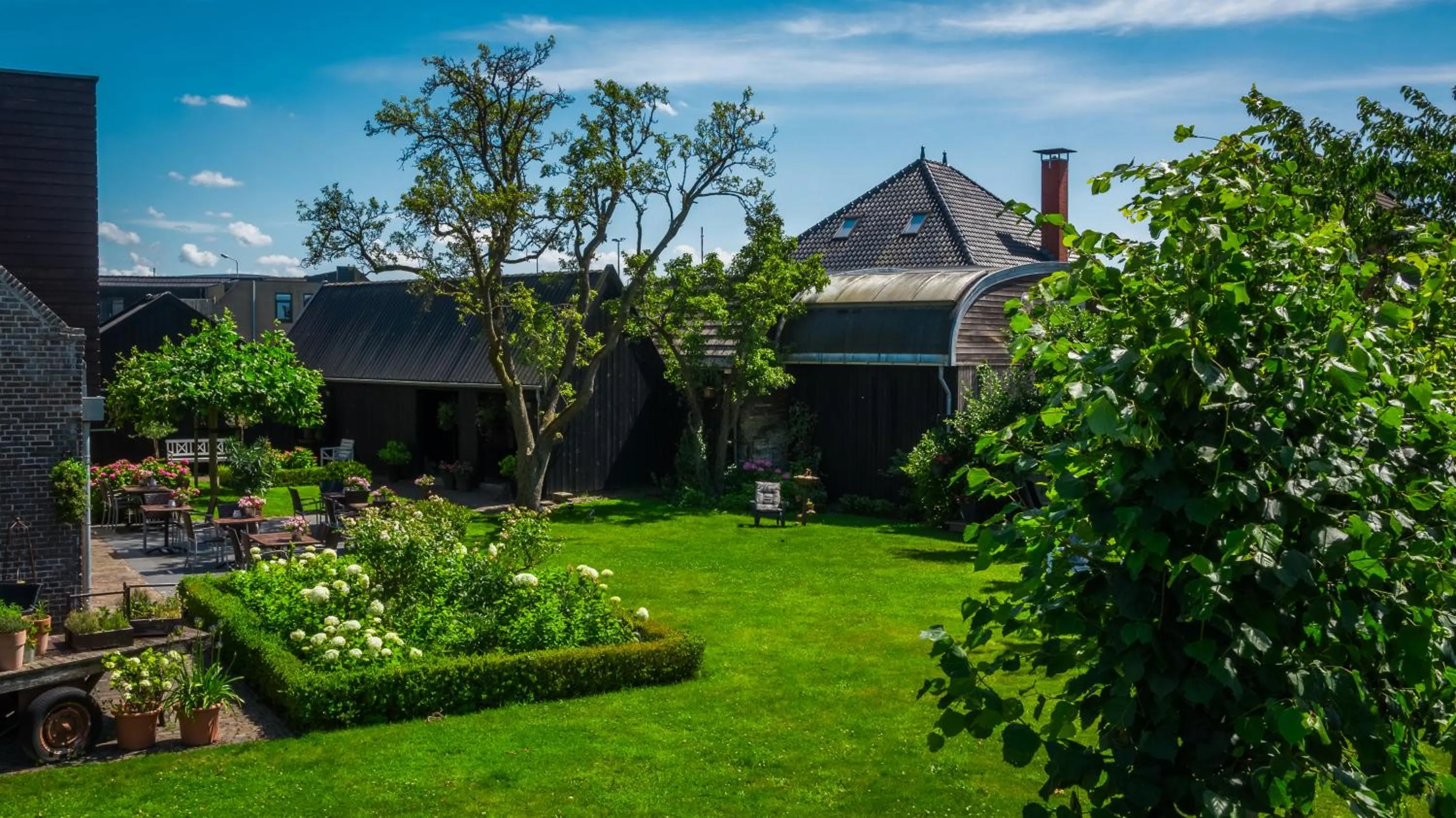 Garden in Hotel Lemmer