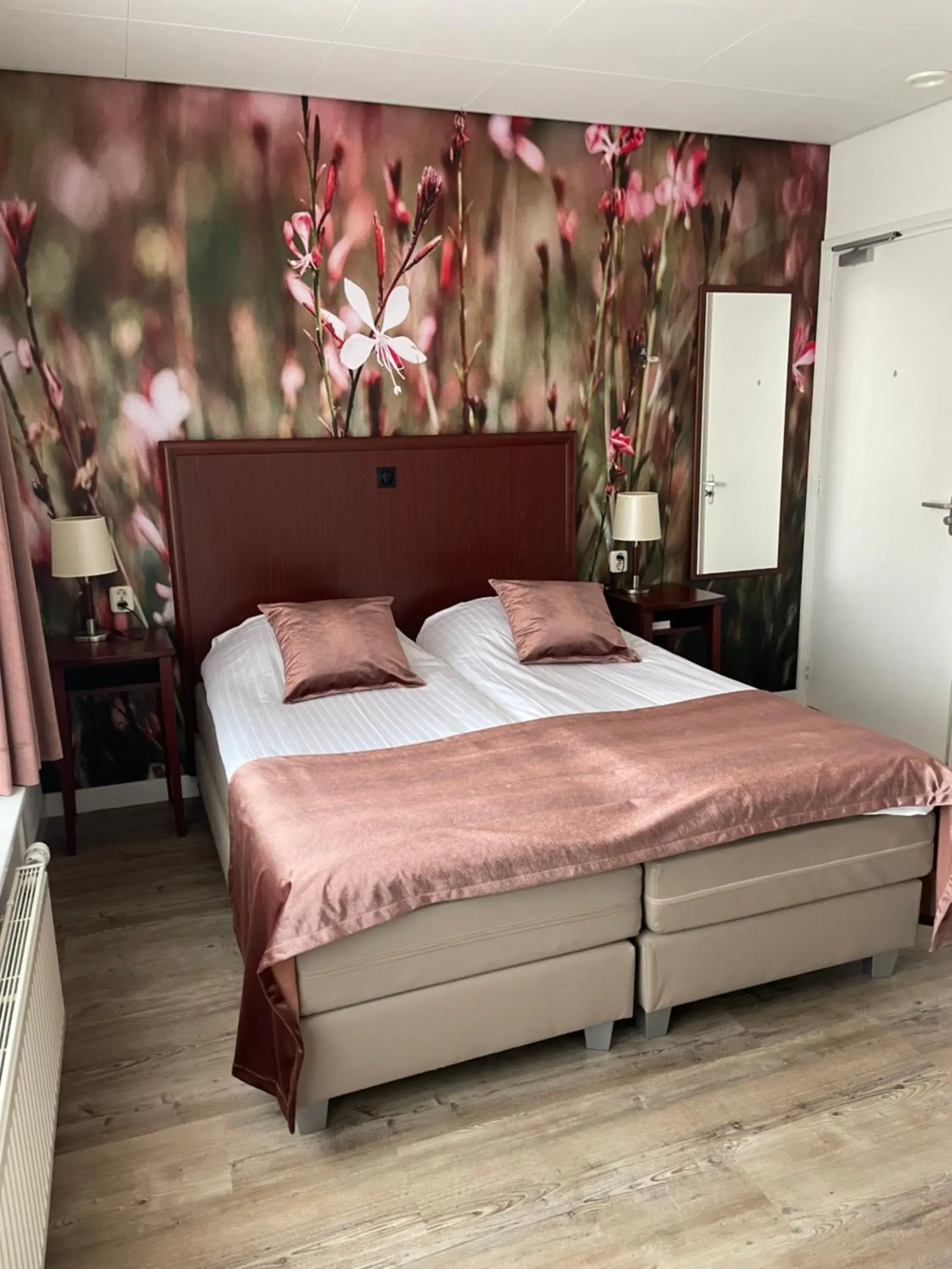 Double Room Heechhus - single occupancy in Hotel Lemmer Double Room Heechhus - single occupancy in Hotel Lemmer