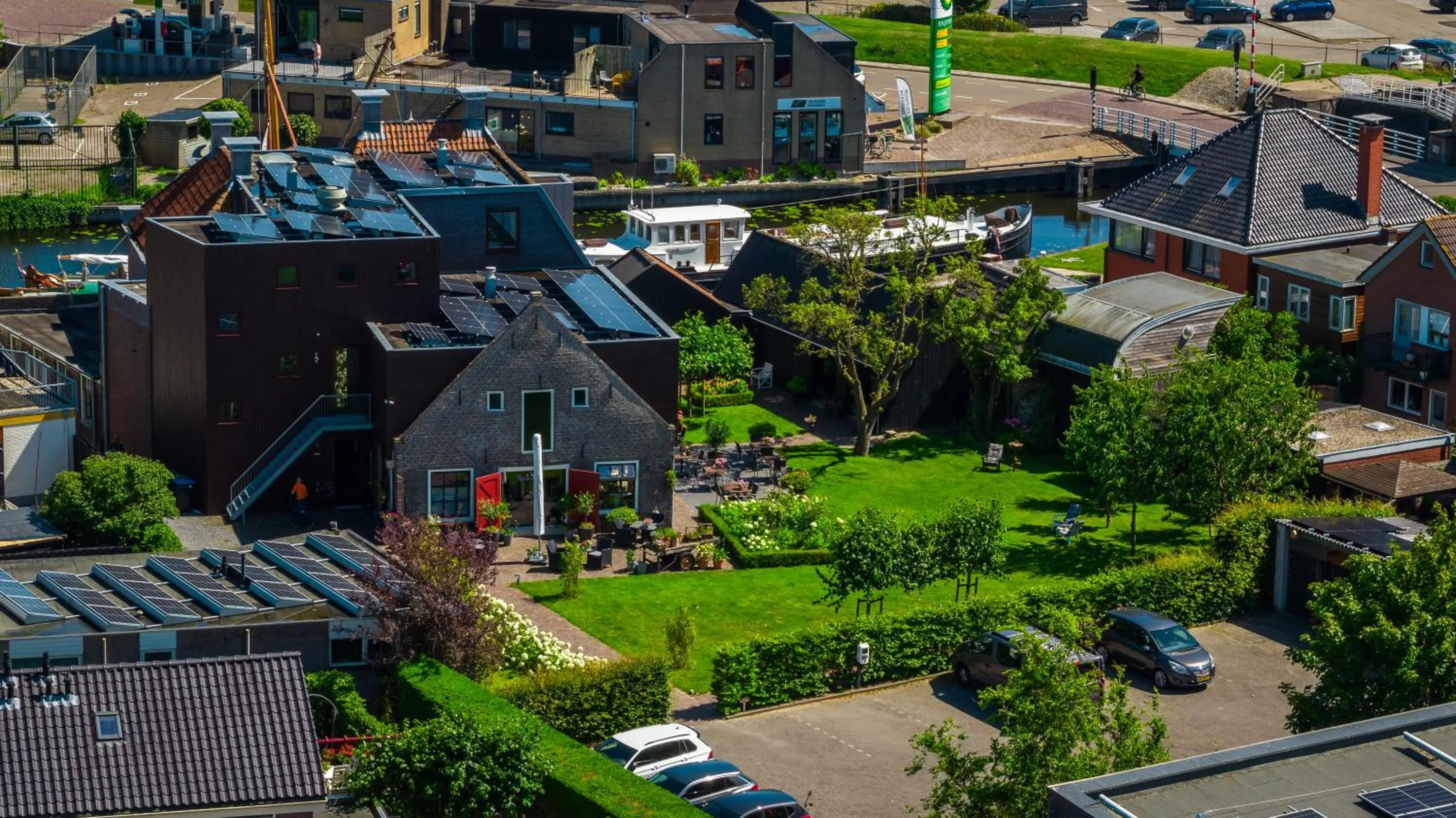 Property building in Hotel Lemmer