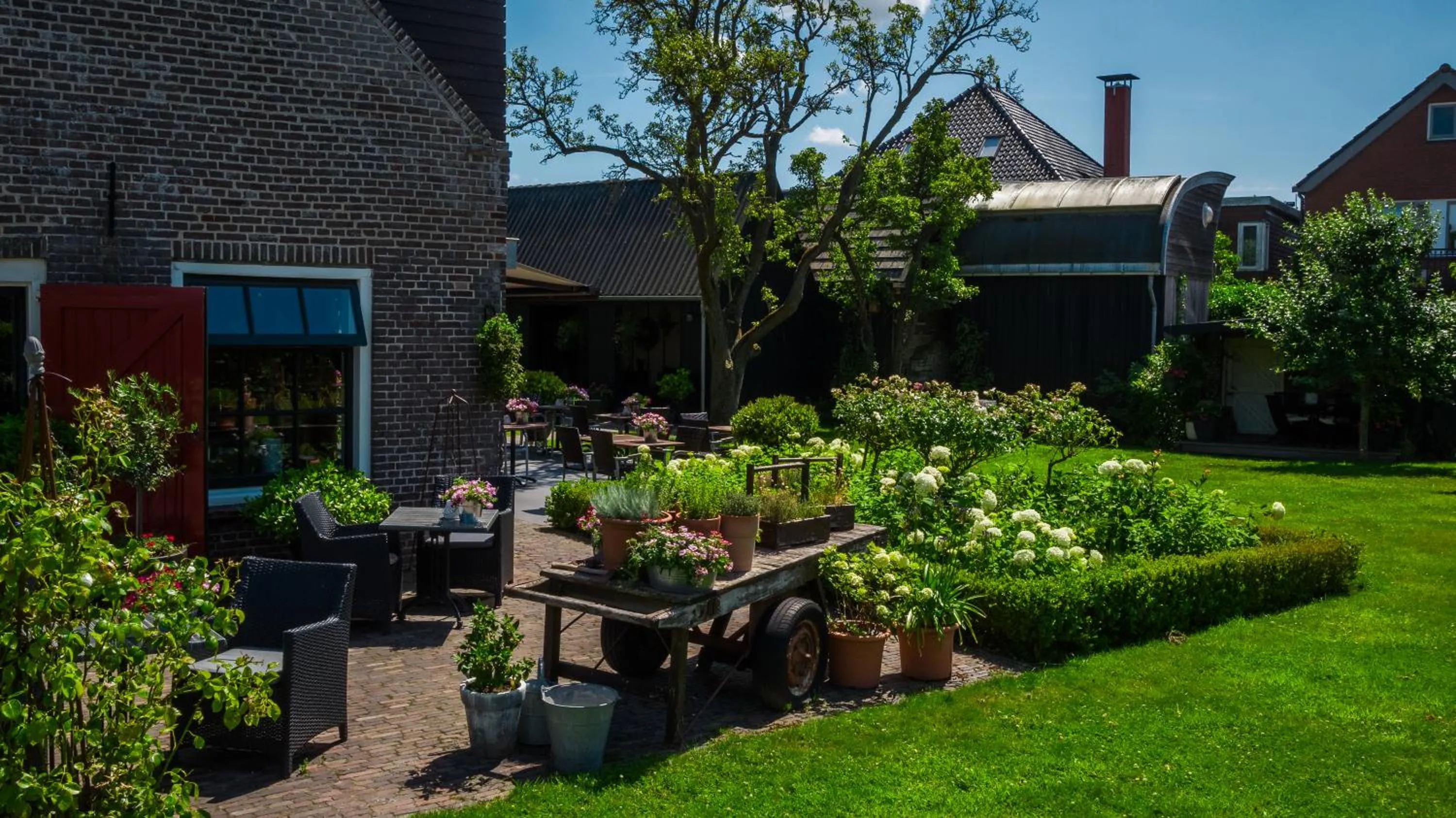 Property building in Hotel Lemmer