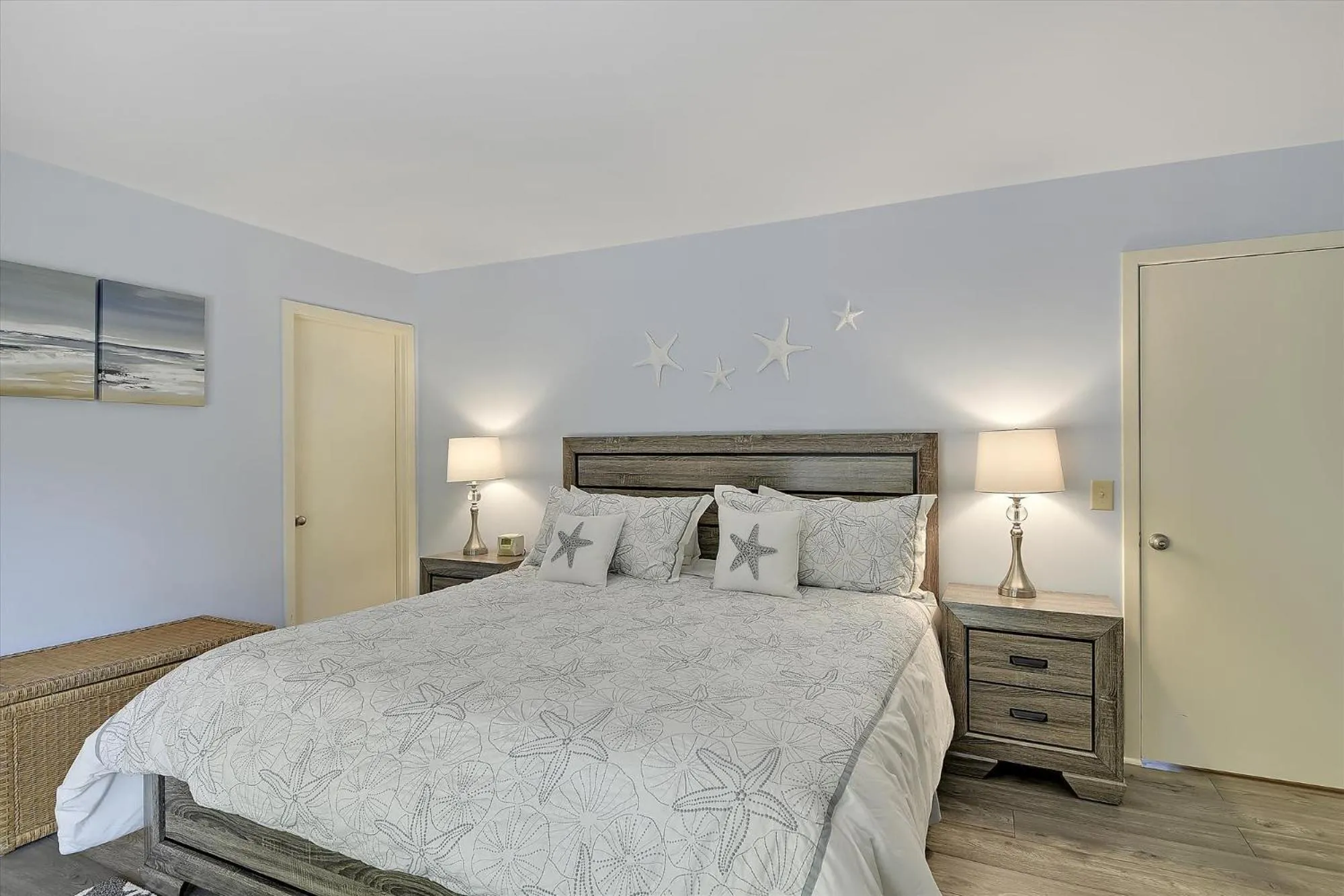 Other, Bed in Rum Row 29