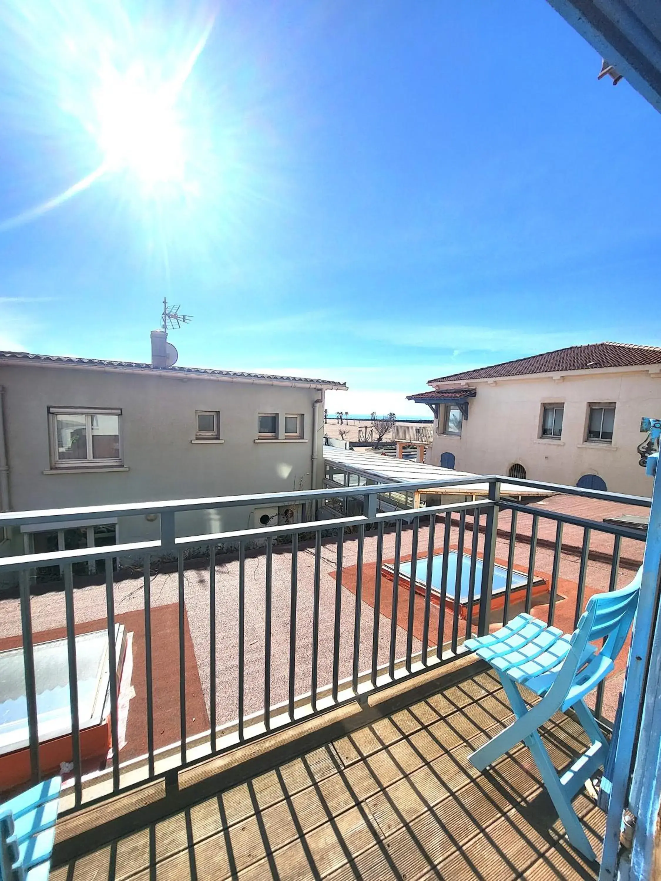 Double Room with Sea View in Hôtel Le Chalet Double Room with Sea View in Hôtel Le Chalet