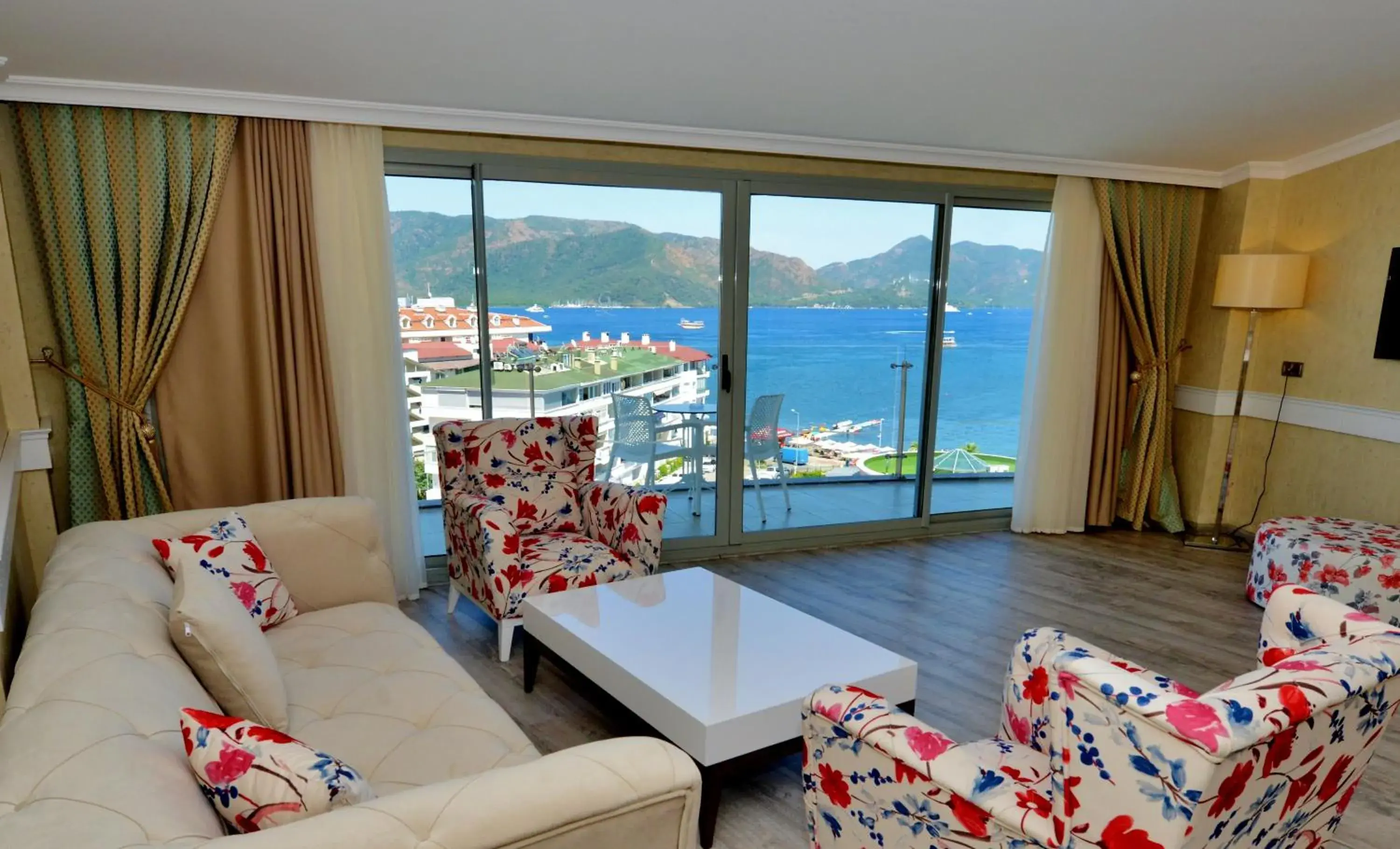 Sea view in Green Nature Diamond Sea view in Green Nature Diamond