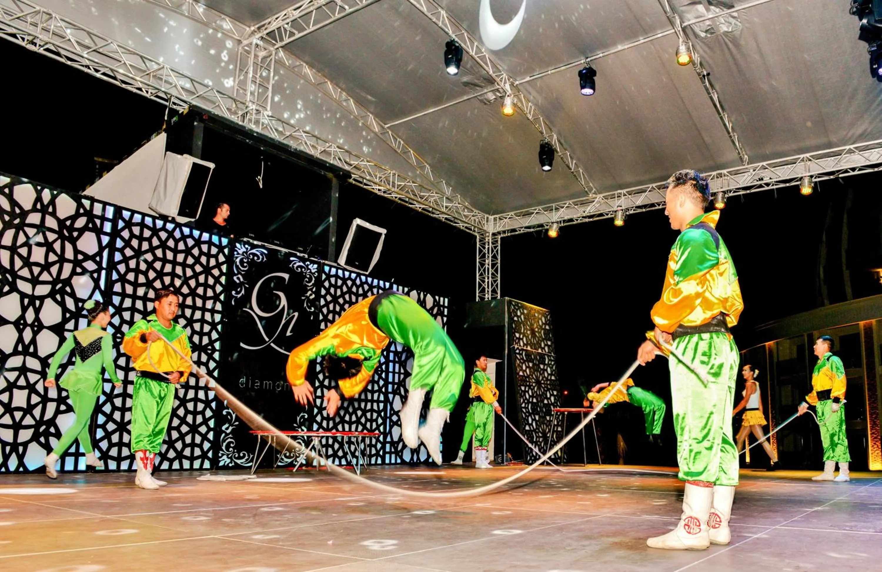 Night in Green Nature Diamond