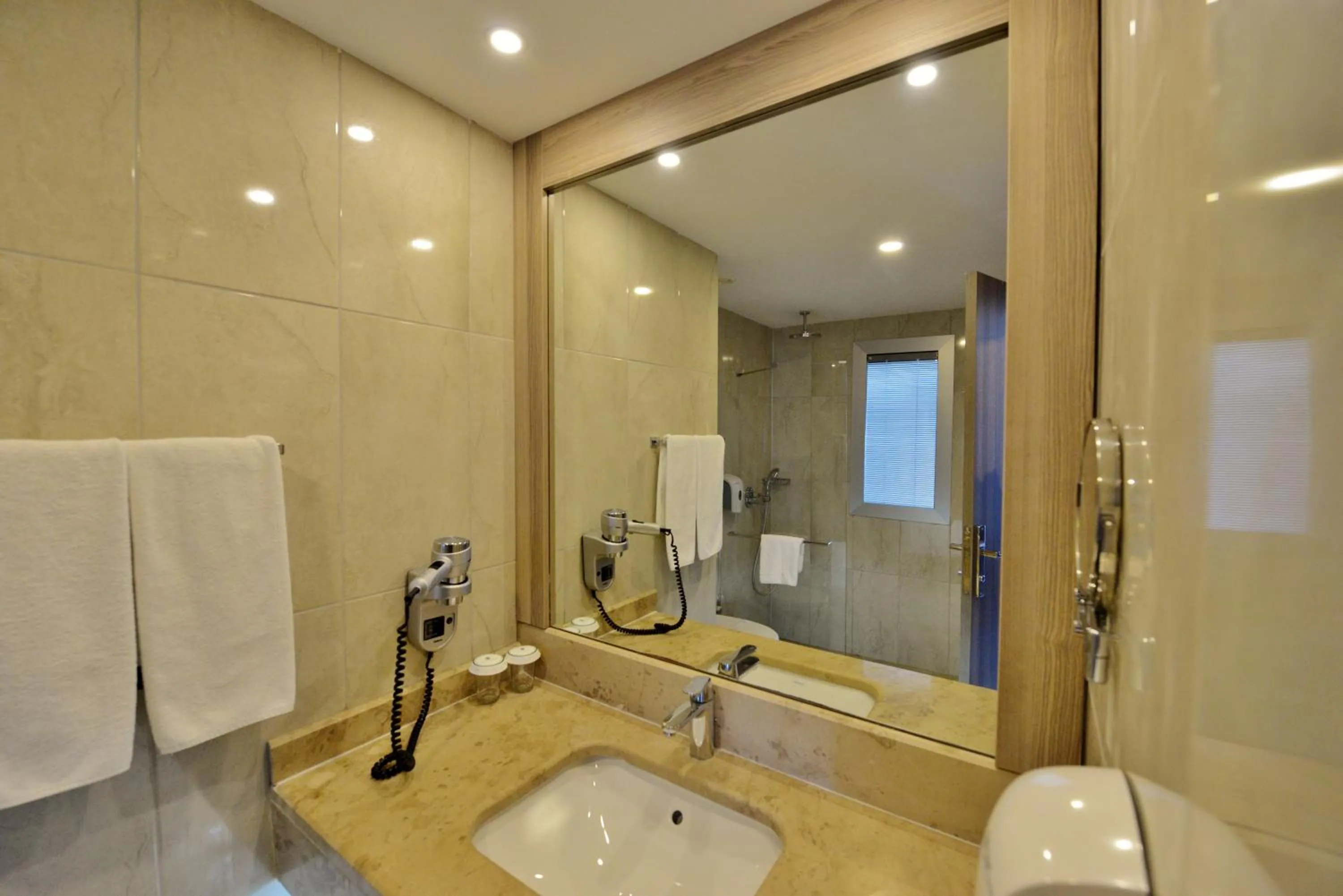 Decorative detail in Green Nature Diamond