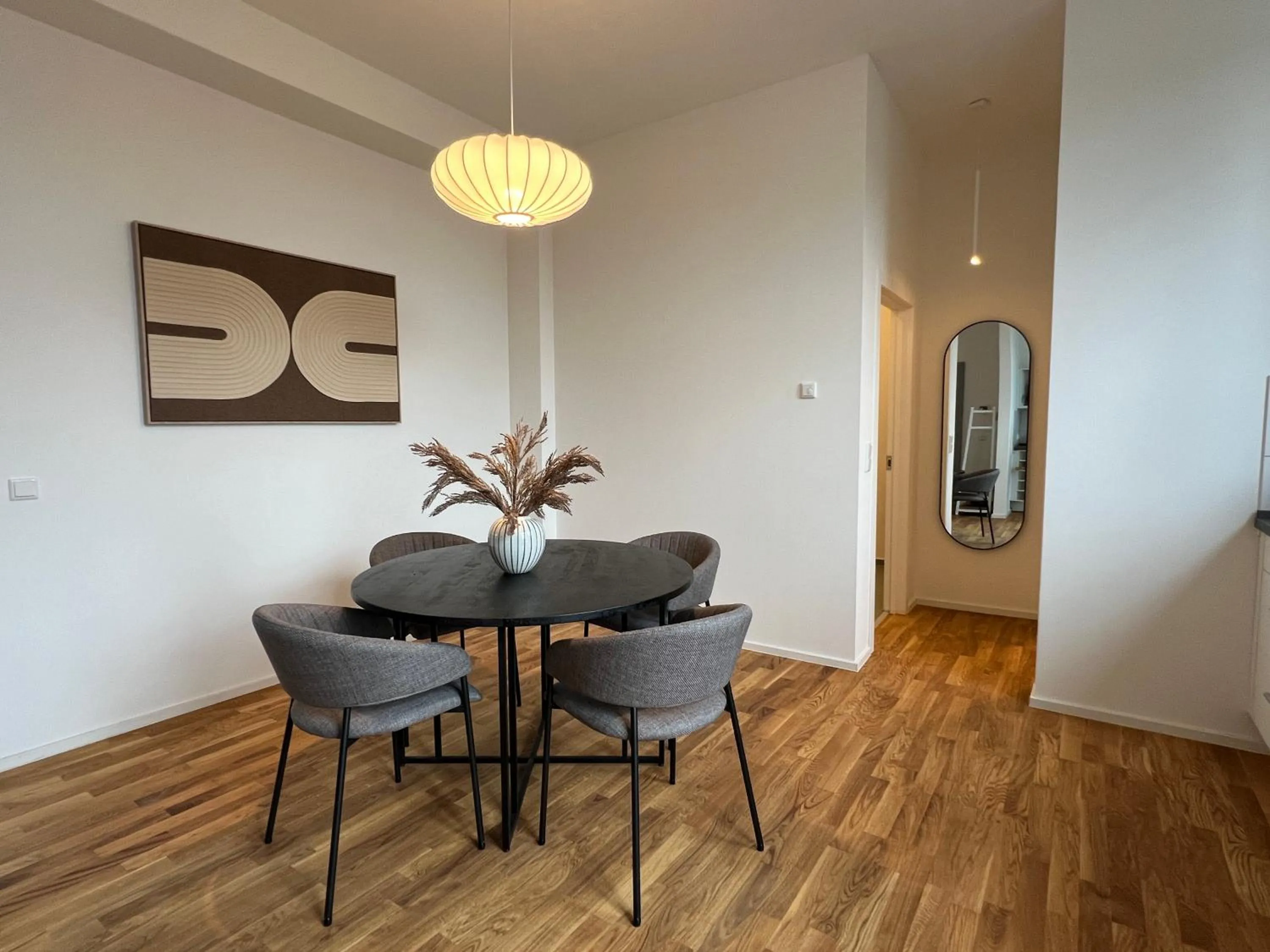Seating area in AMAYA LIVING 80qm Japandi Krefeld Zentrum