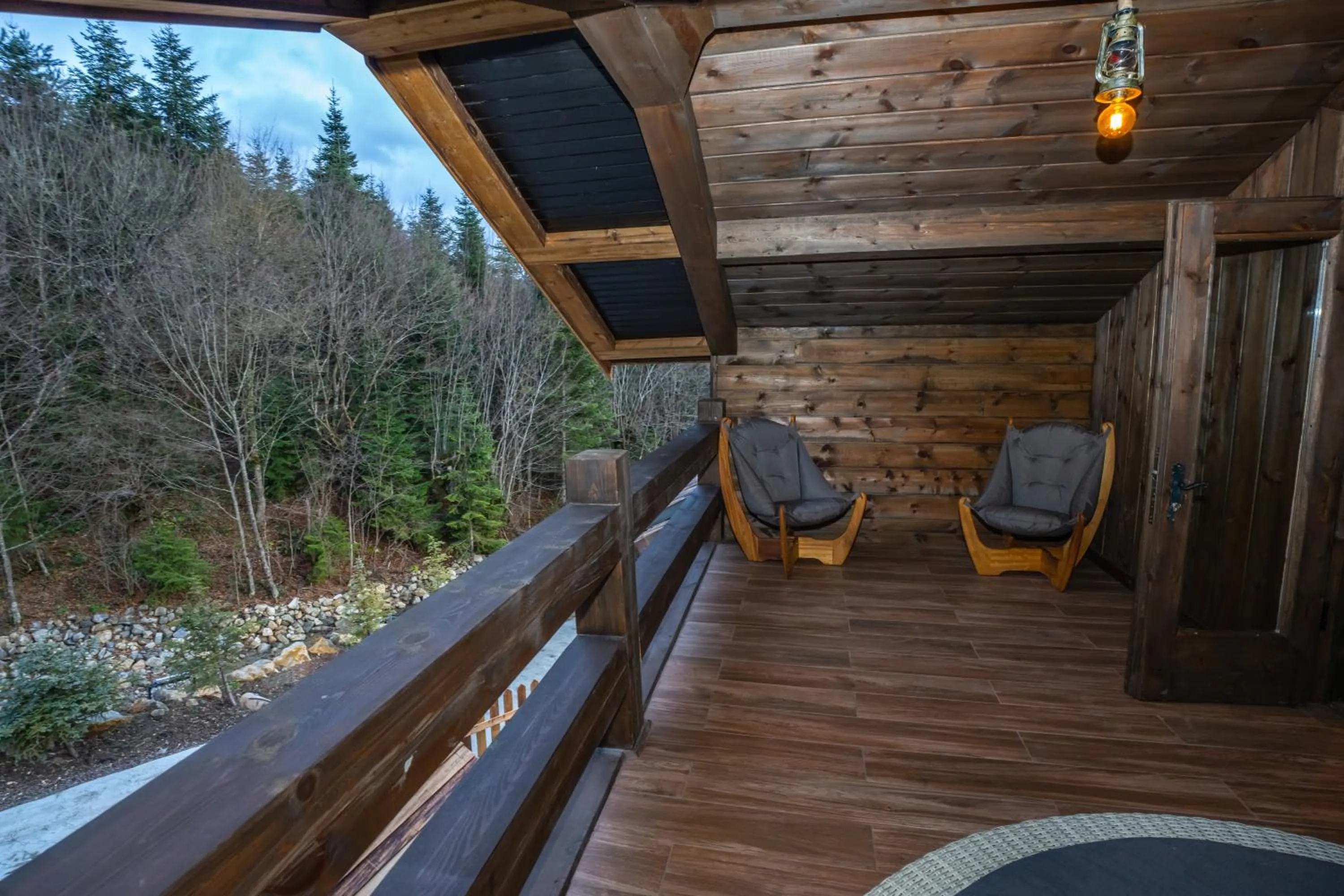 Bİ ABANT MASALI VİLLAGE HOTEL