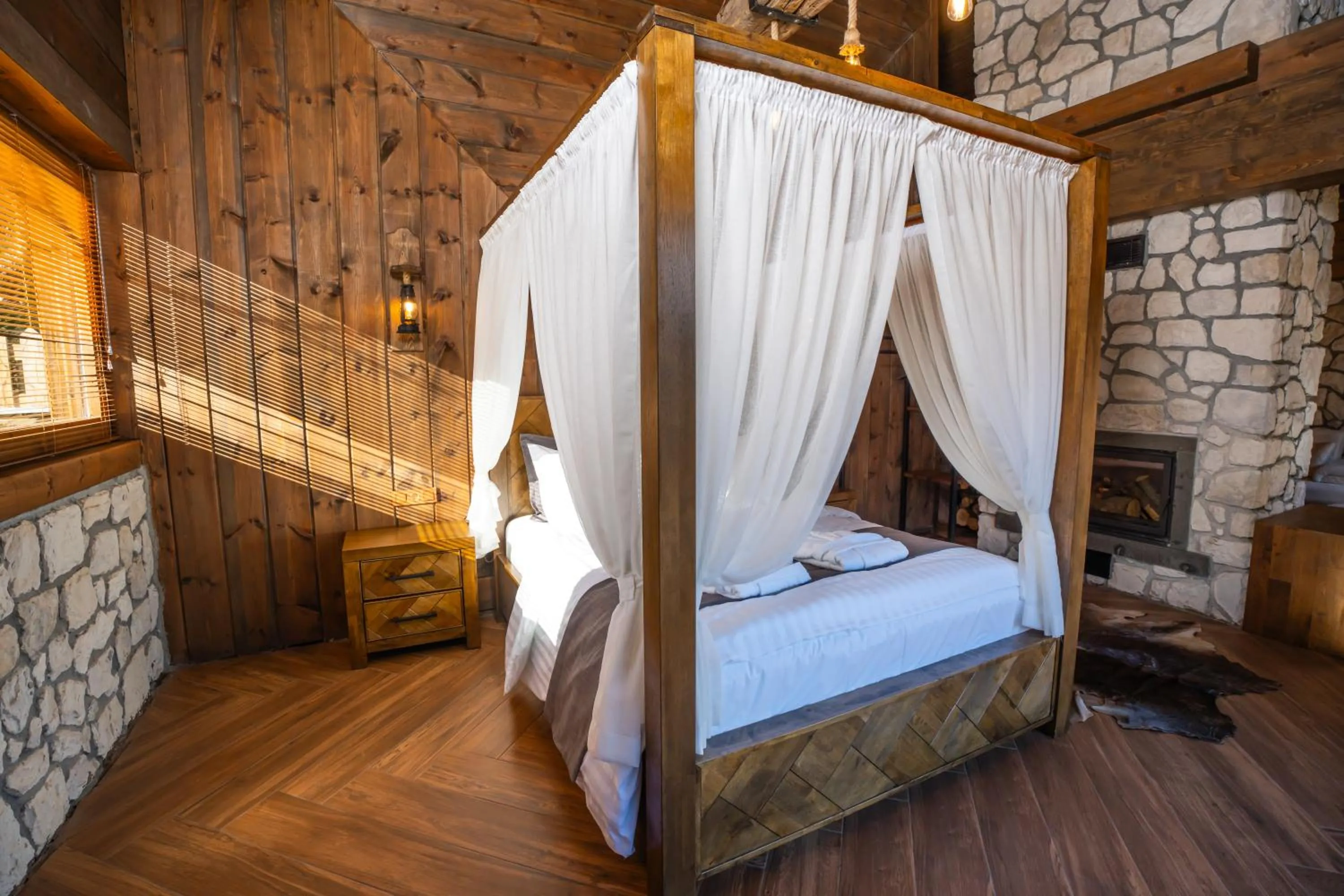 Bed in Bİ ABANT MASALI VİLLAGE HOTEL