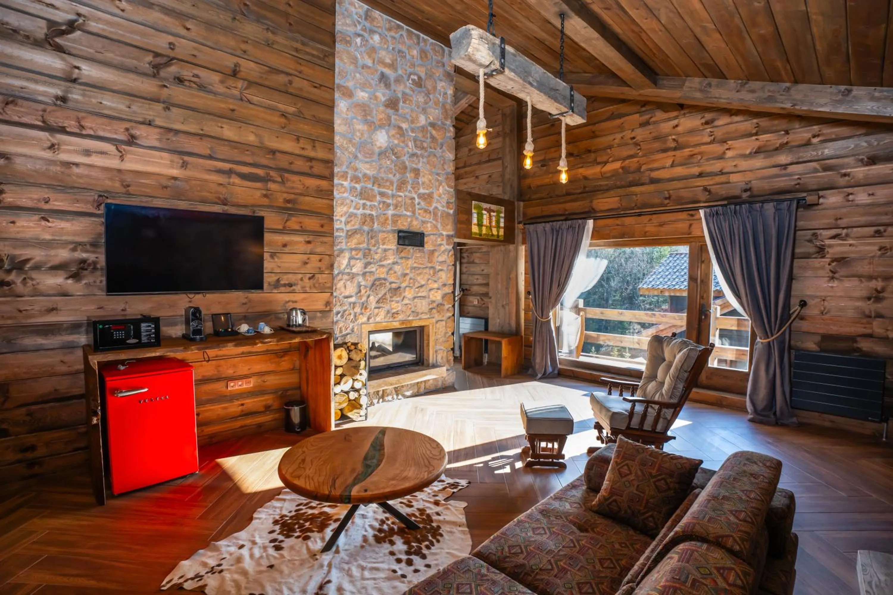 Bİ ABANT MASALI VİLLAGE HOTEL