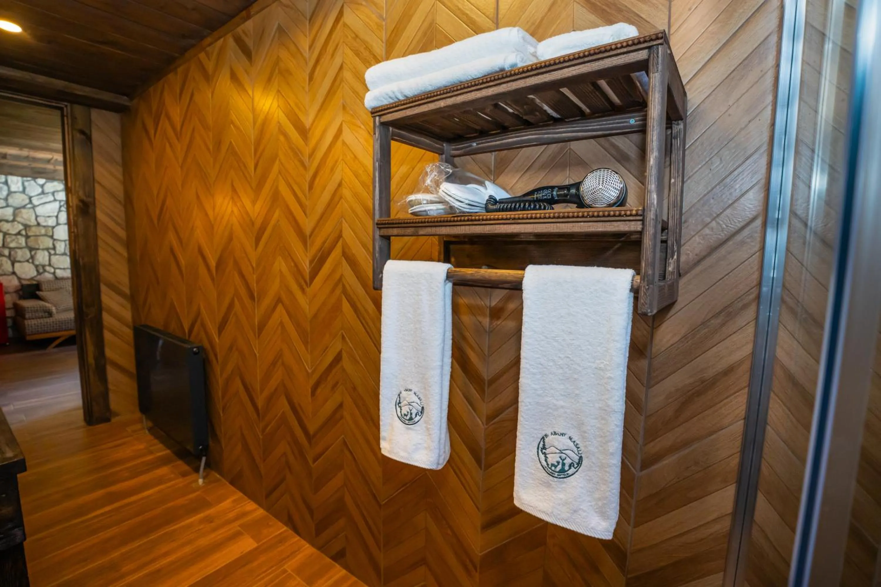 Bİ ABANT MASALI VİLLAGE HOTEL