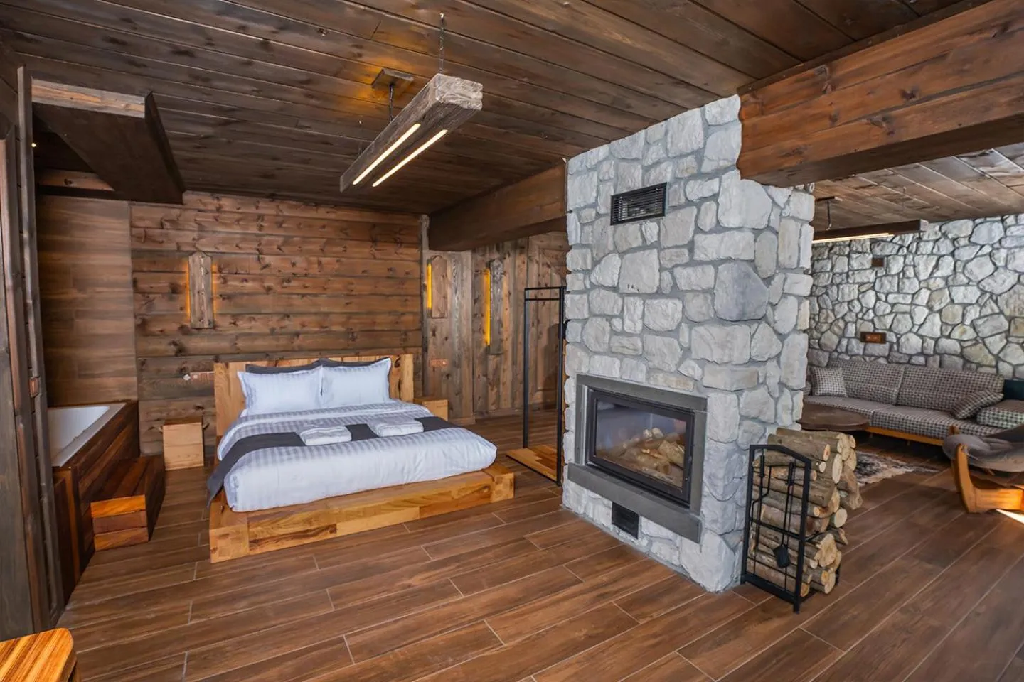 Bed in Bİ ABANT MASALI VİLLAGE HOTEL