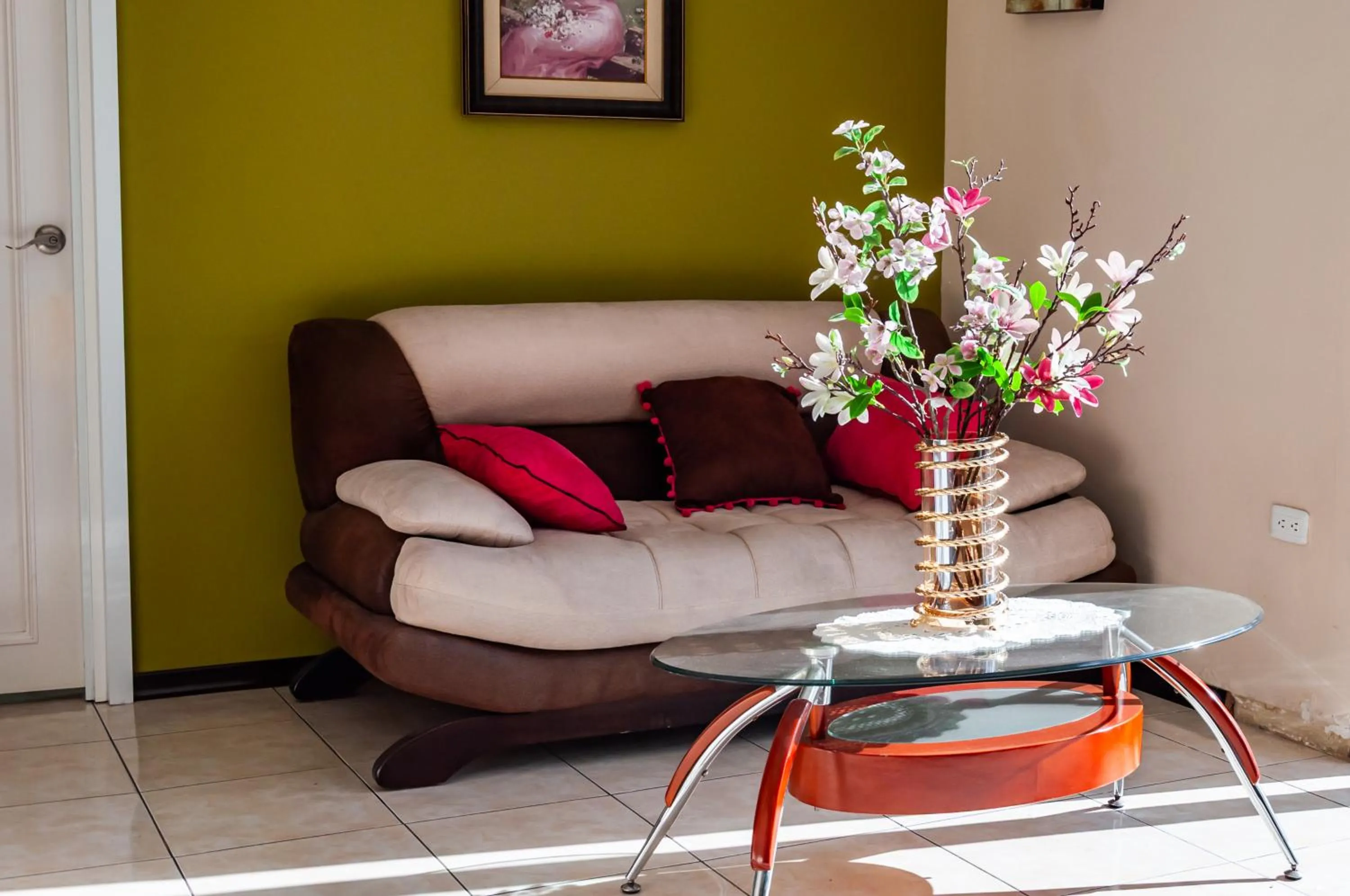 Seating area in Hotel Las Gardenias