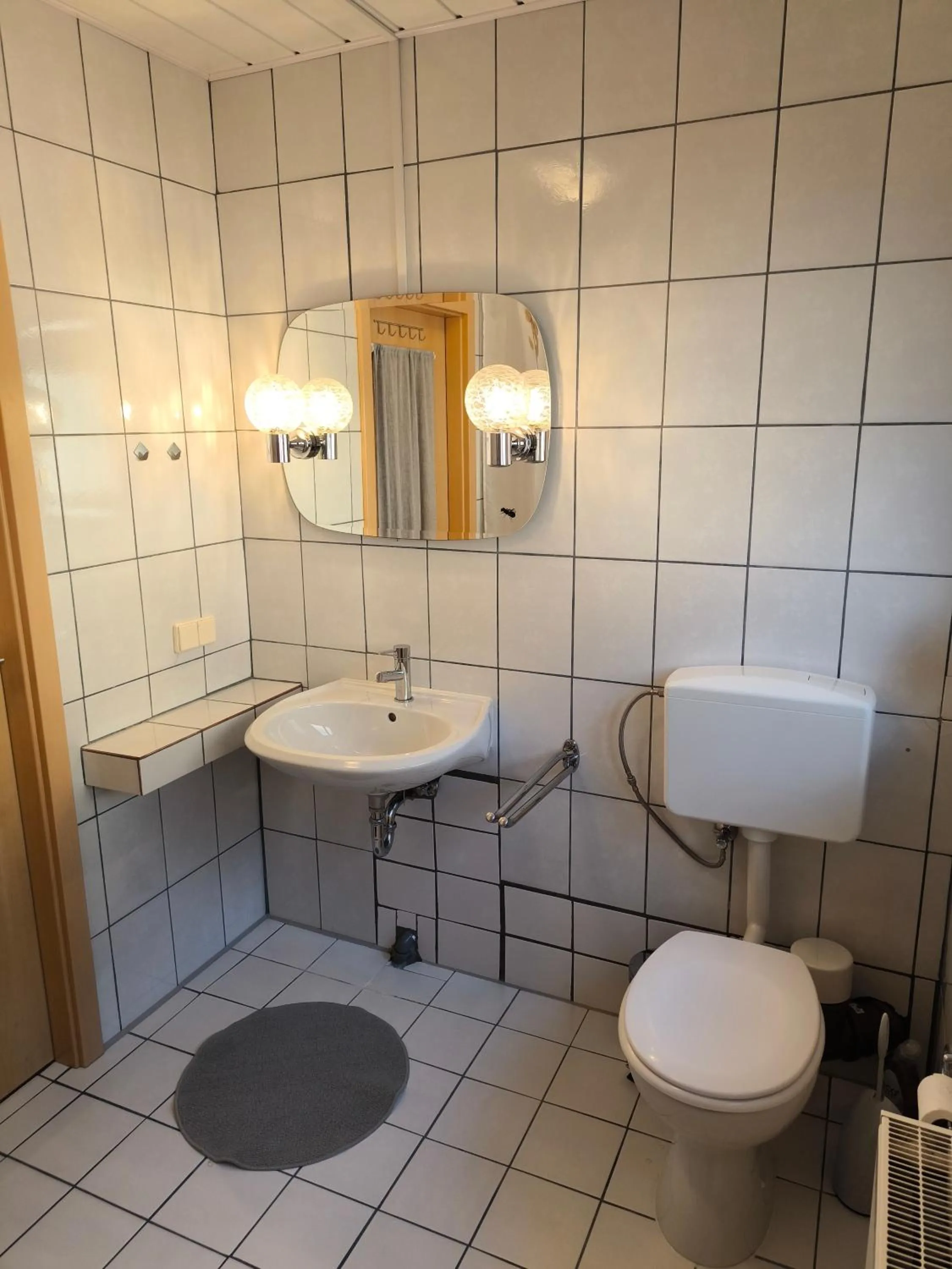 Toilet in Haus Bahlo - Ferienwohnungen