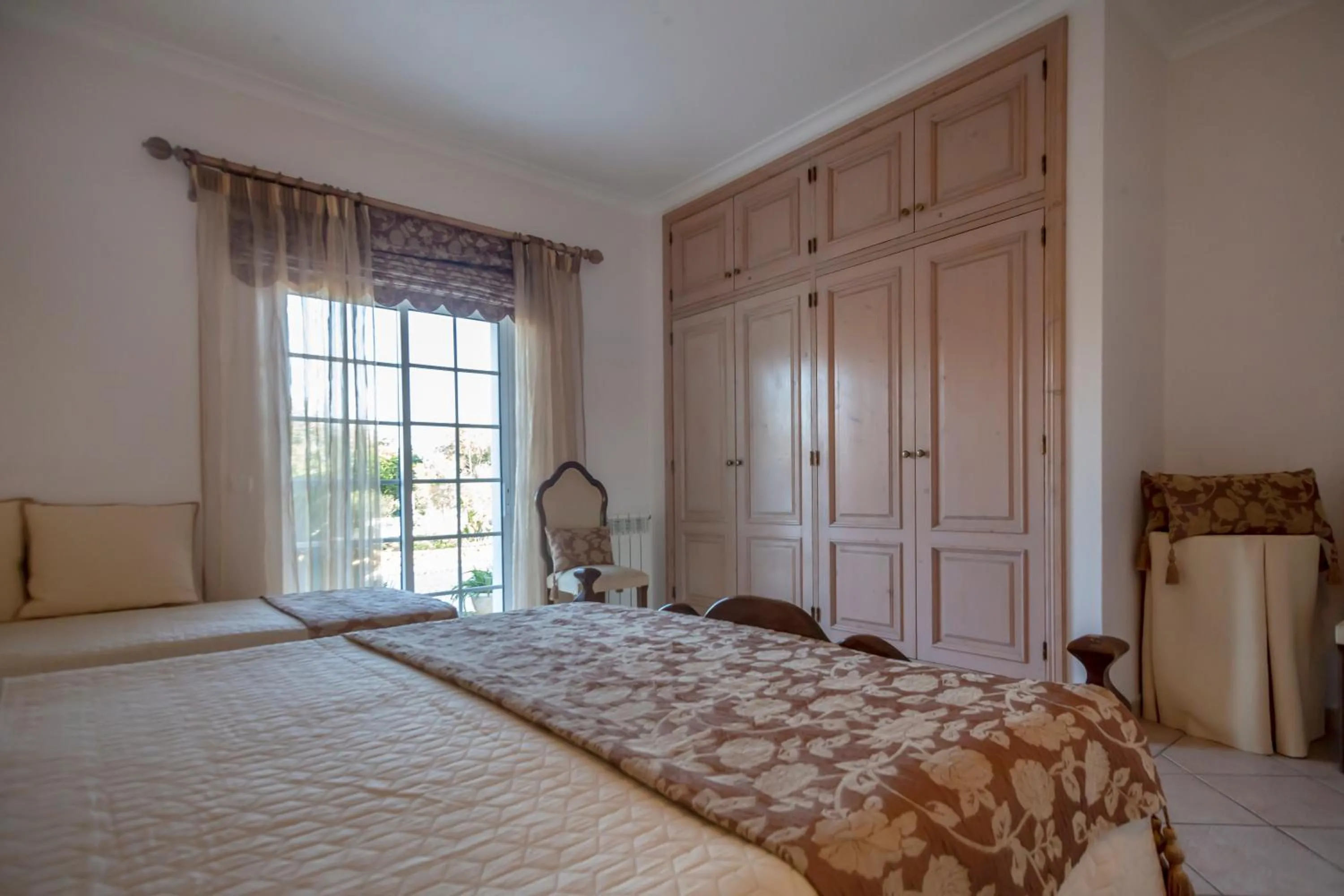 Bedroom, Bed in Al Meida Guesthouse