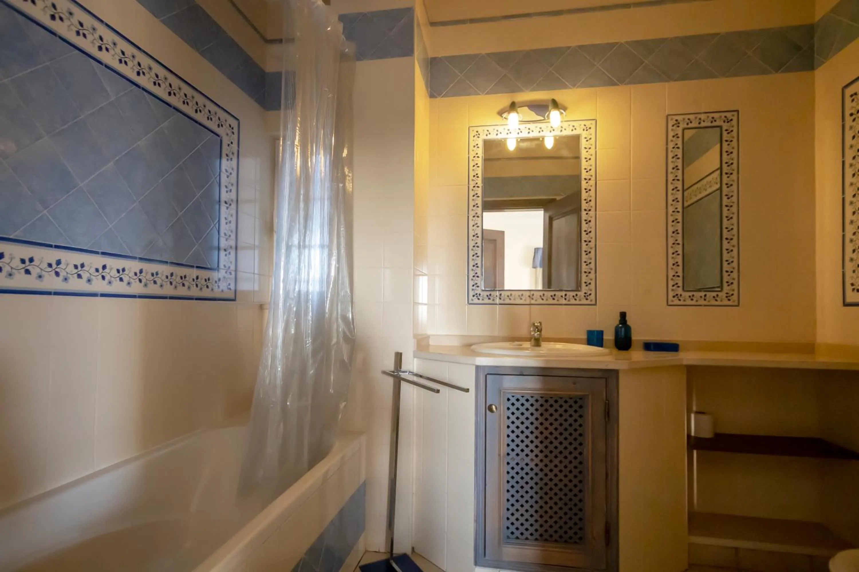 Bathroom in Al Meida Guesthouse