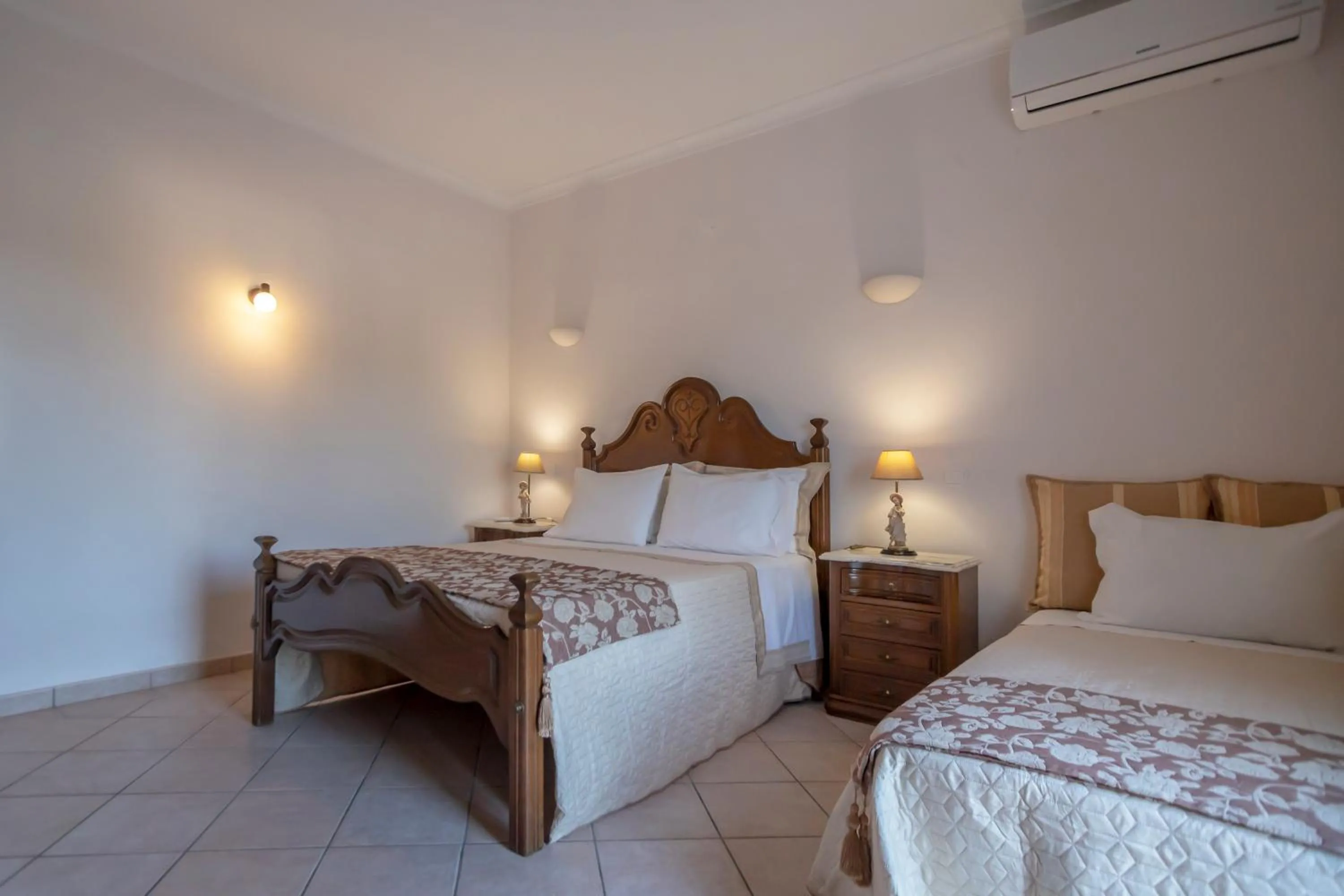 Bedroom, Bed in Al Meida Guesthouse