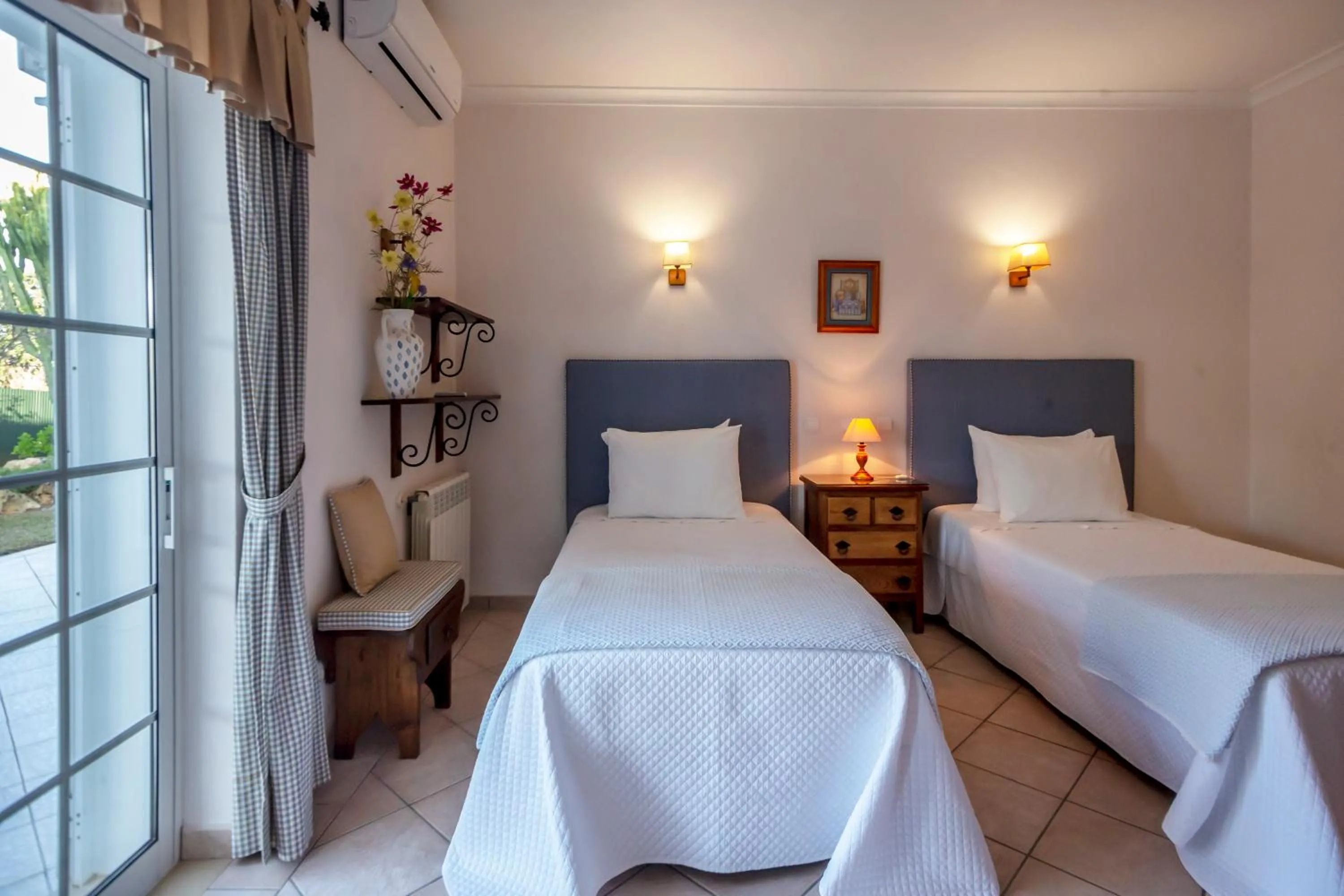 Bedroom, Bed in Al Meida Guesthouse