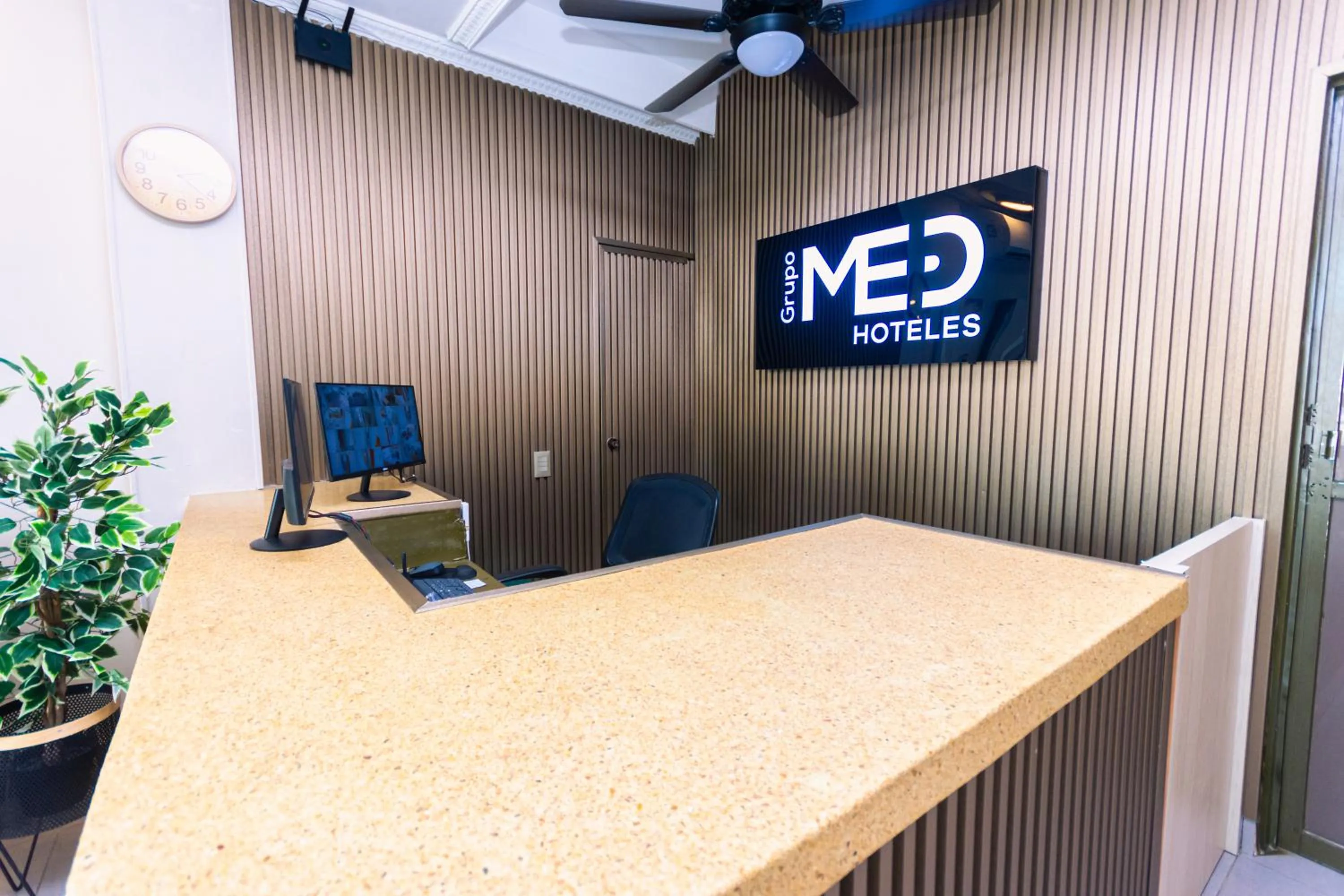 Lobby or reception in Hotel Med Cartagena