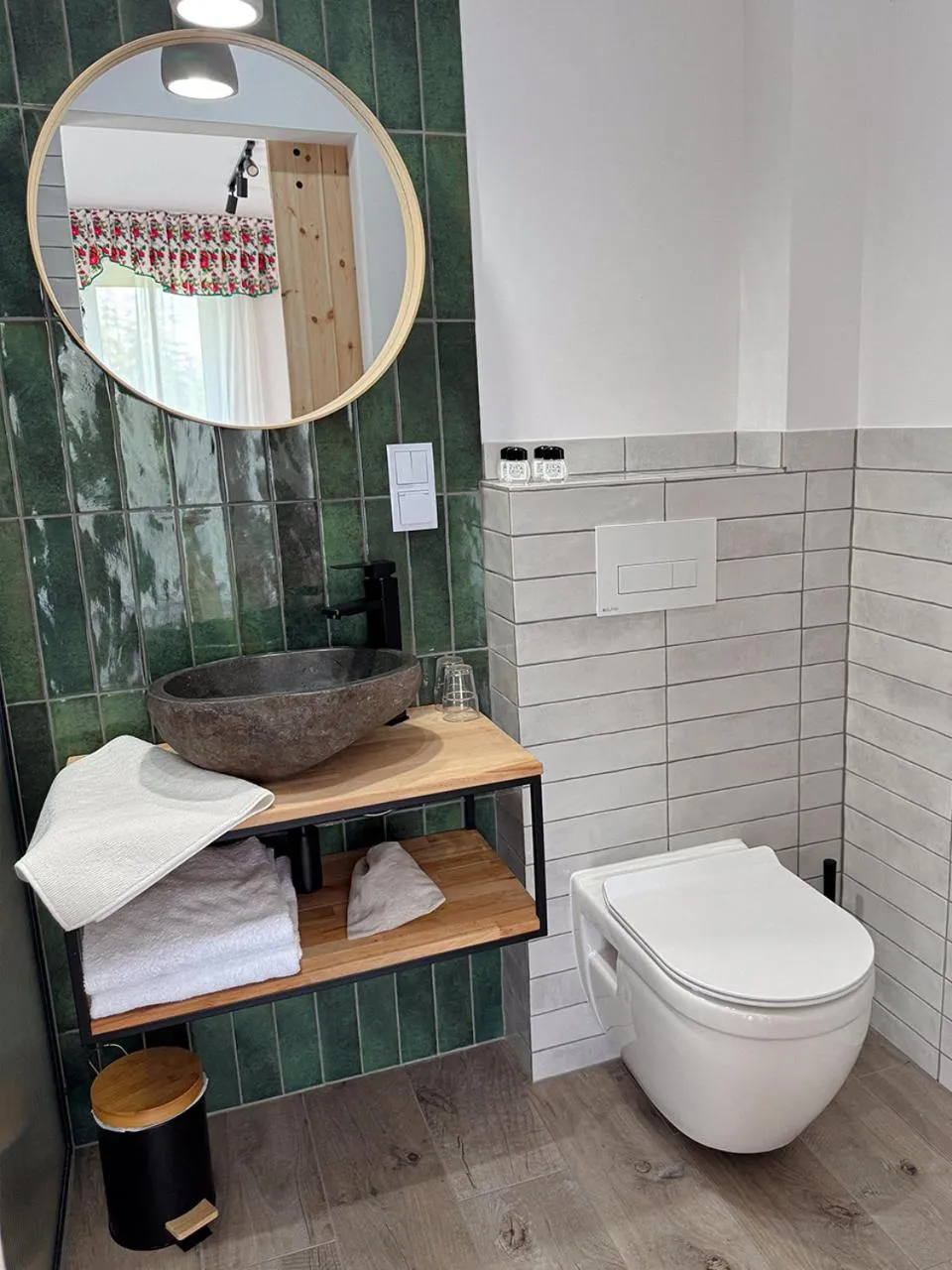 Bathroom in Zwijaczówka