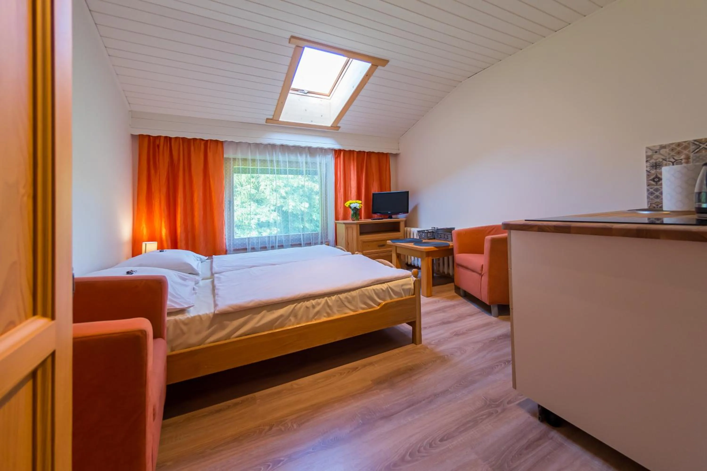 Photo of the whole room, Bed in Willa Emilia