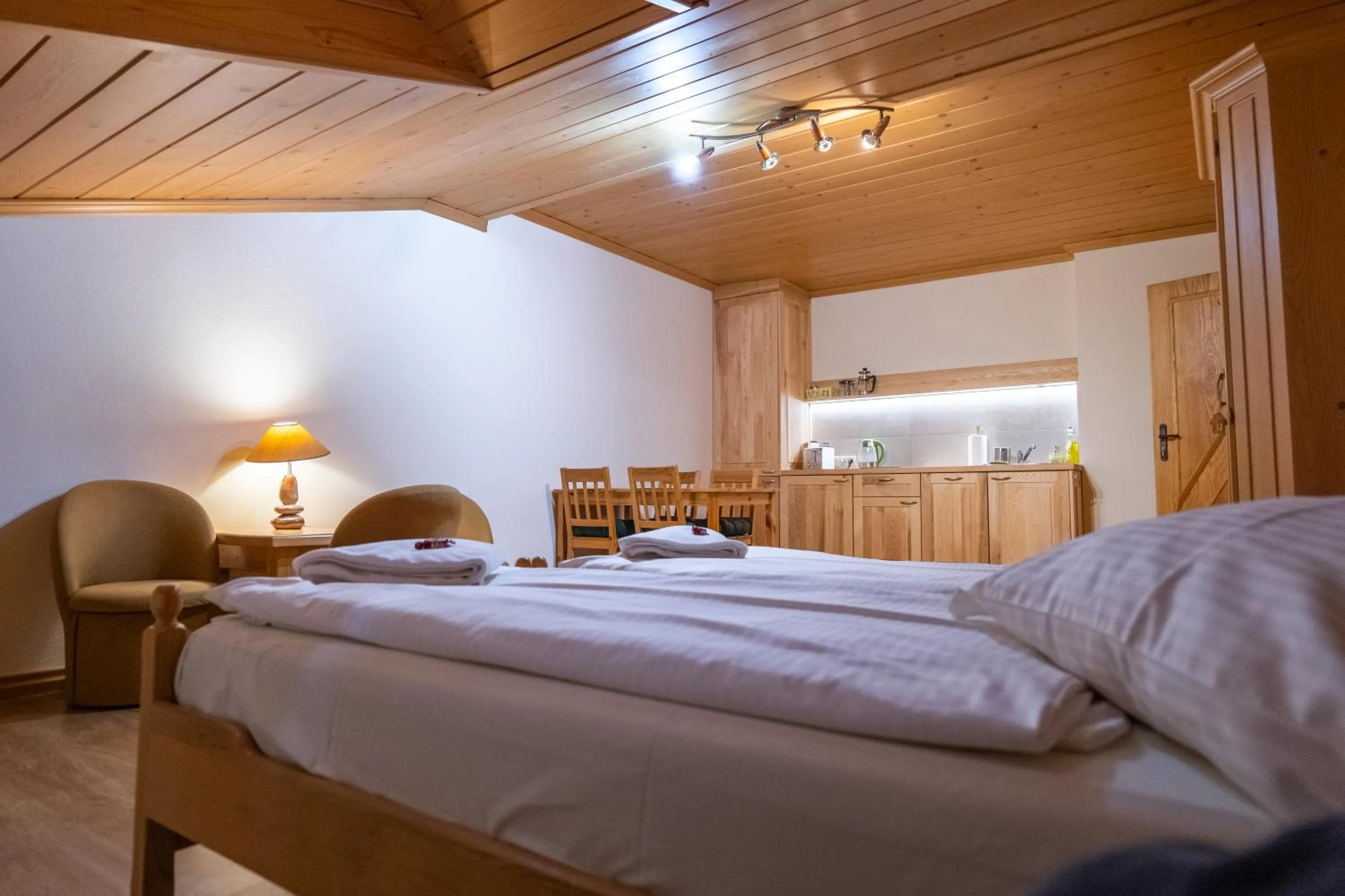 Bedroom, Bed in Willa Emilia