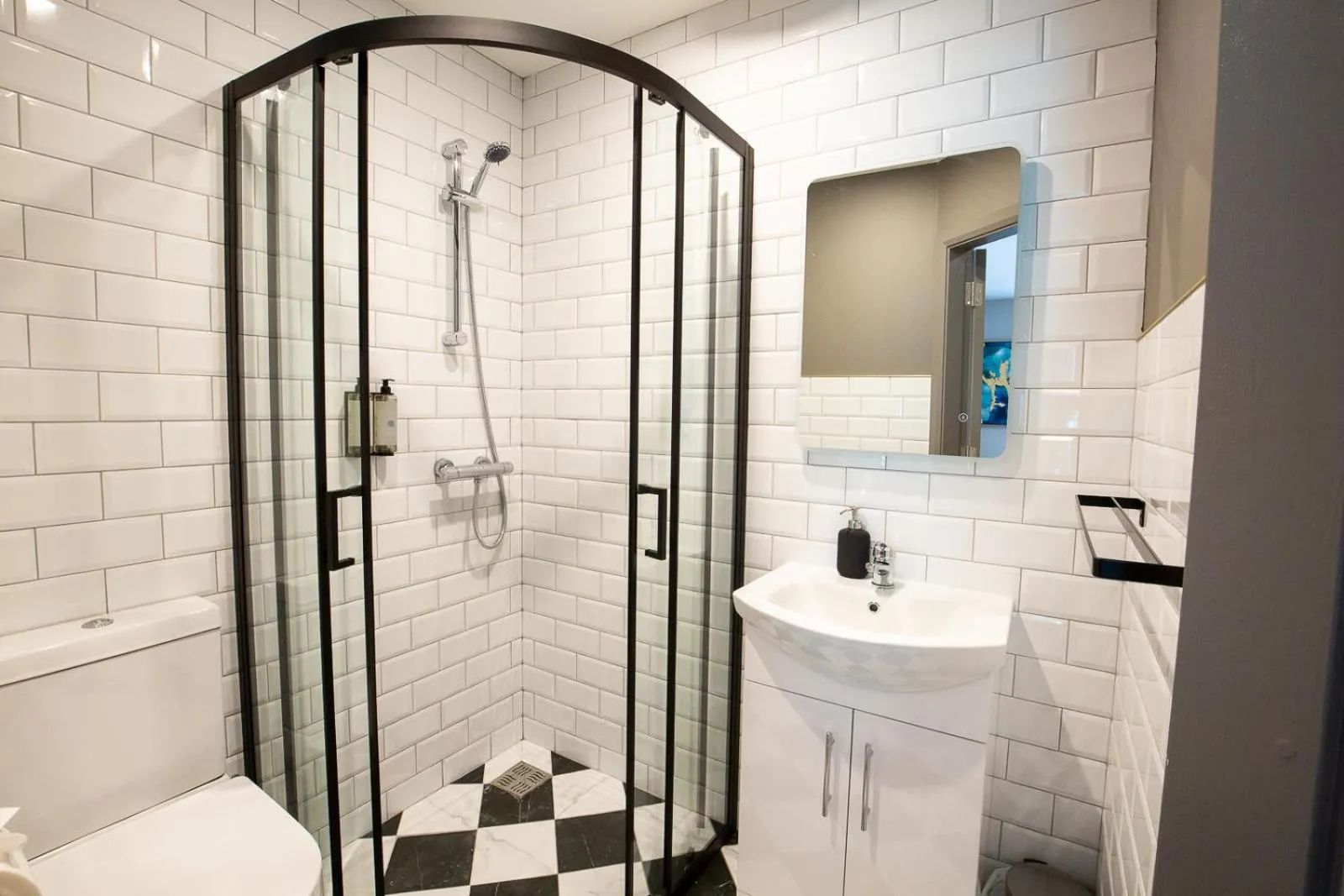 Bathroom in The Abbeygate Townhouse