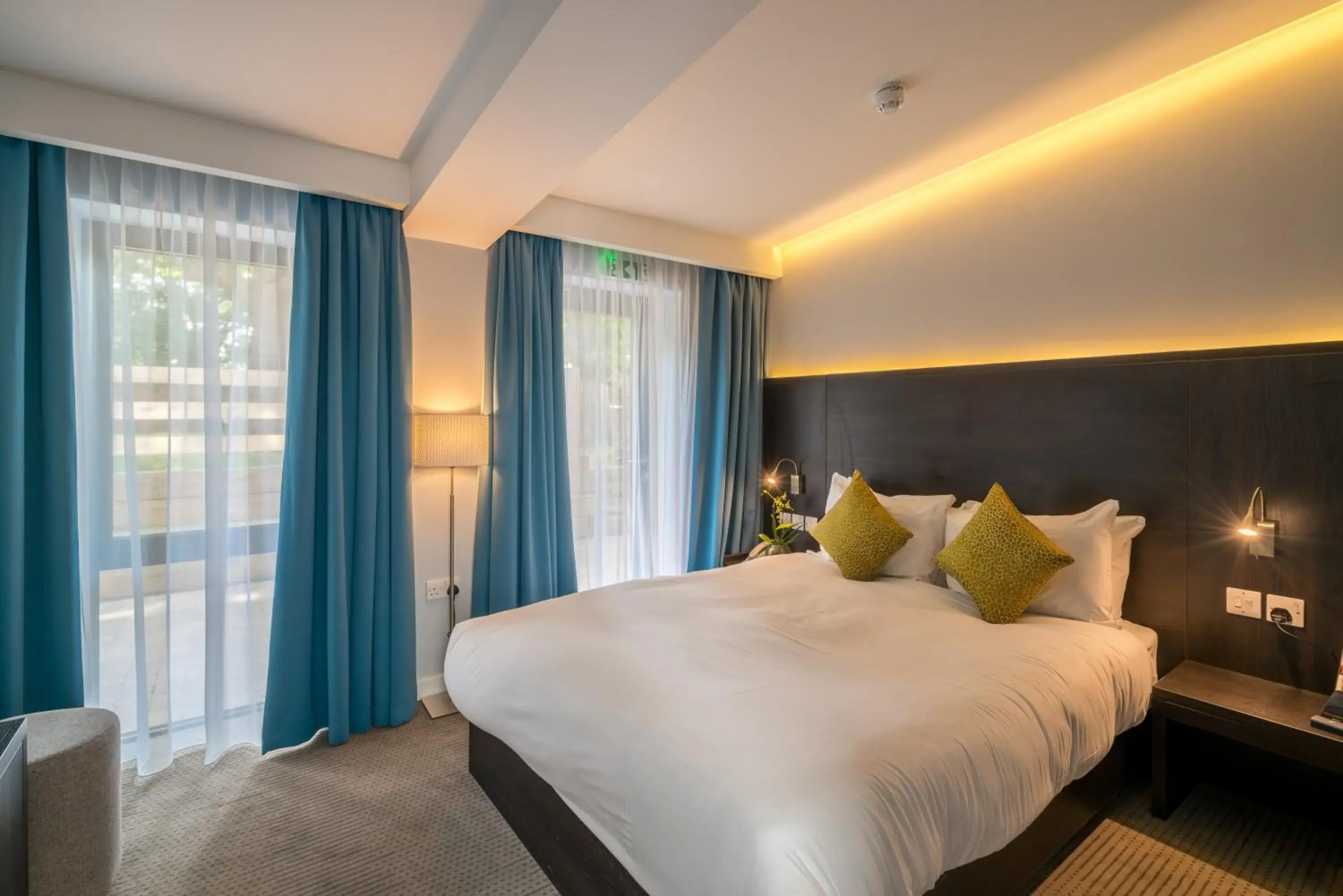 Bed in Pelican London Hotel and Residence Bed in Pelican London Hotel and Residence