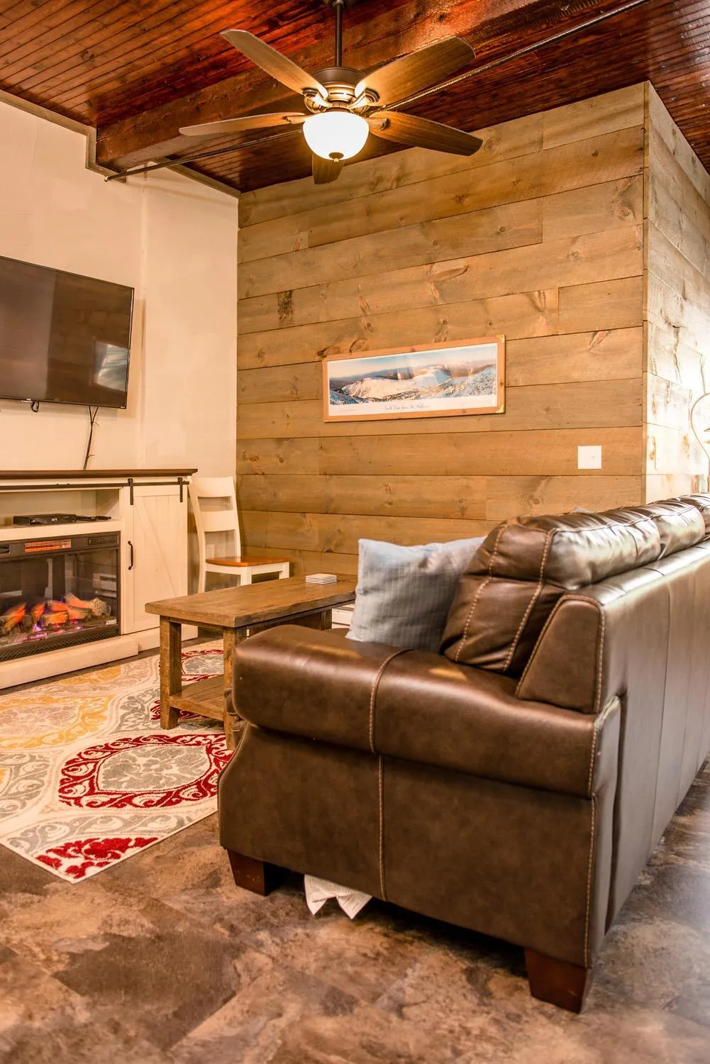 Strictly Moose Luxury Vacation Suites