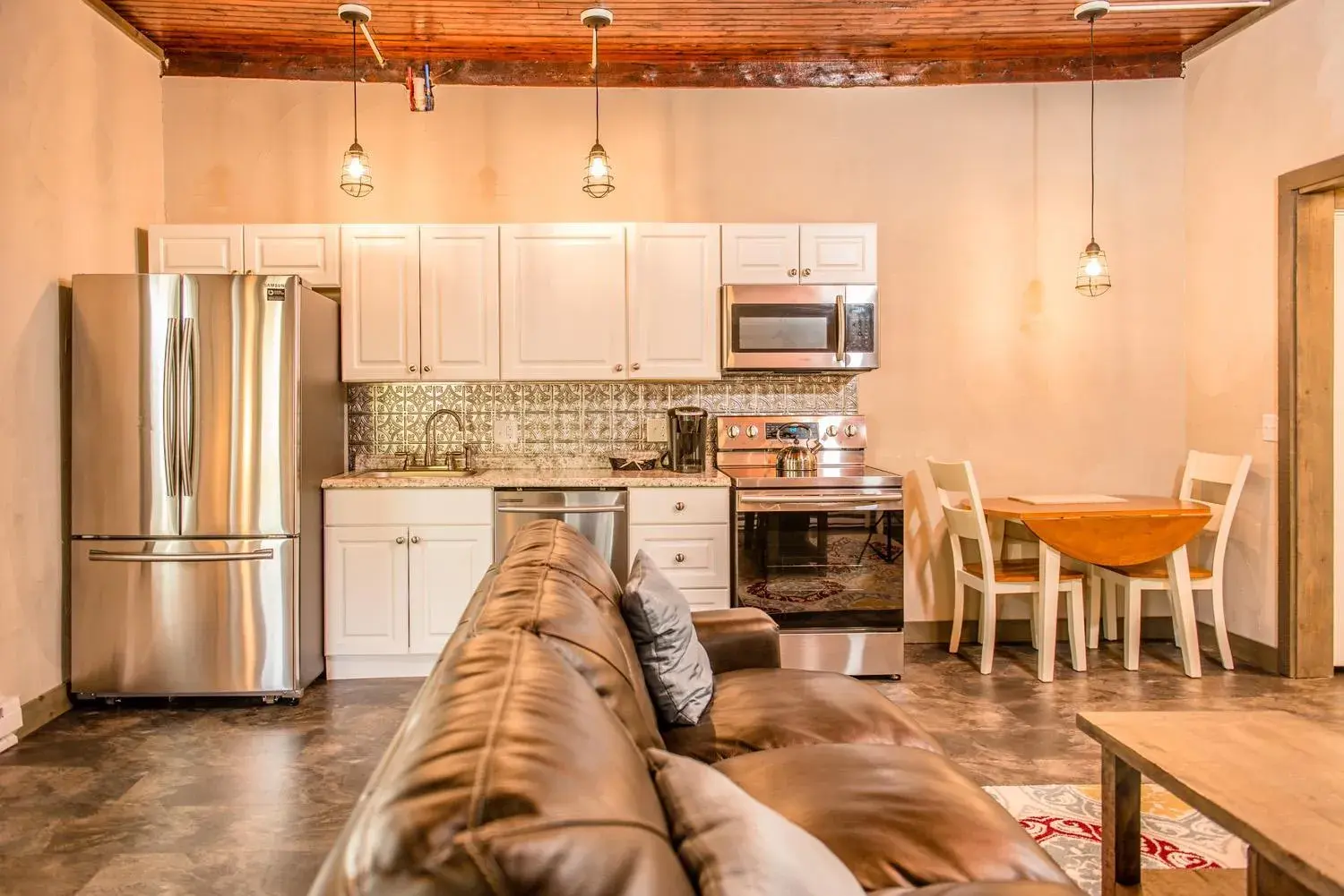 Strictly Moose Luxury Vacation Suites Strictly Moose Luxury Vacation Suites