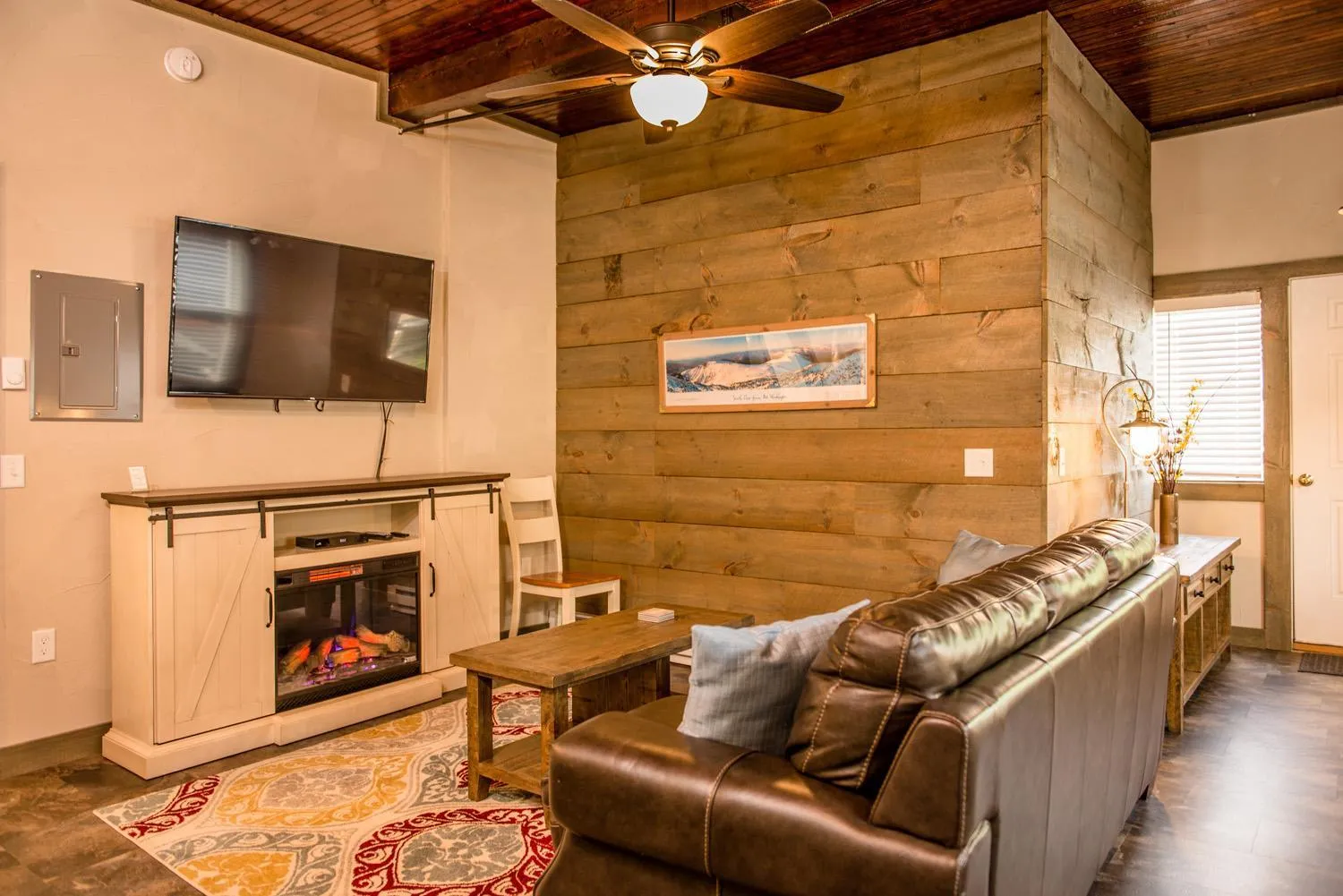 Seating area in Strictly Moose Luxury Vacation Suites