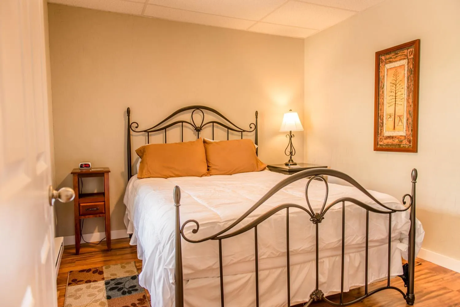 Bed in Strictly Moose Luxury Vacation Suites