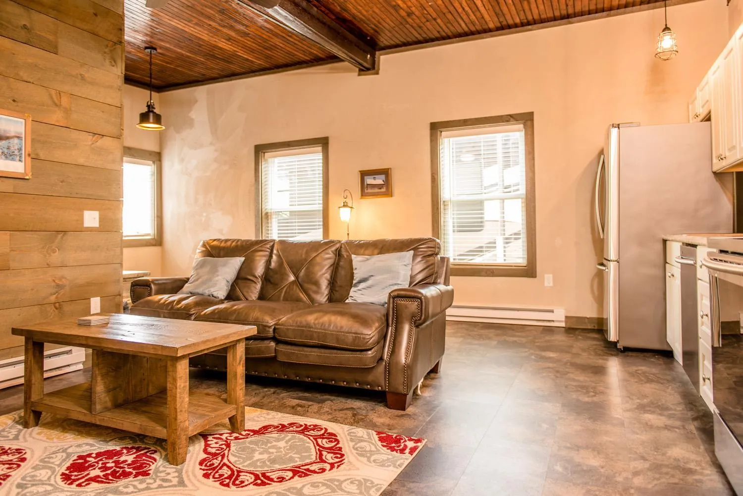 Strictly Moose Luxury Vacation Suites
