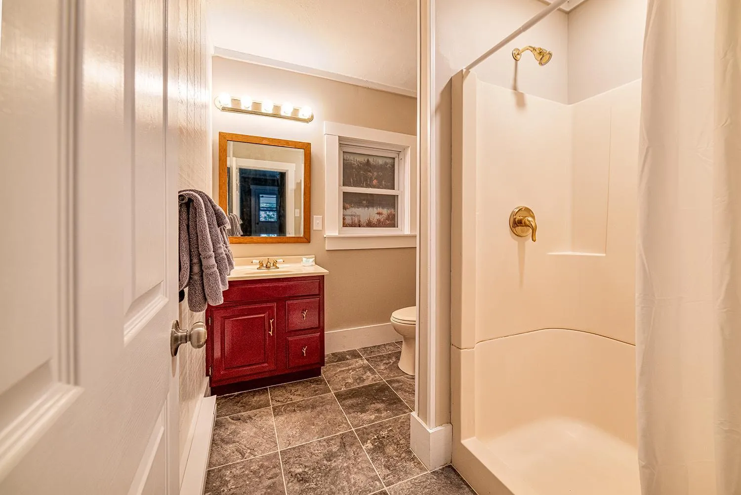 Strictly Moose Luxury Vacation Suites