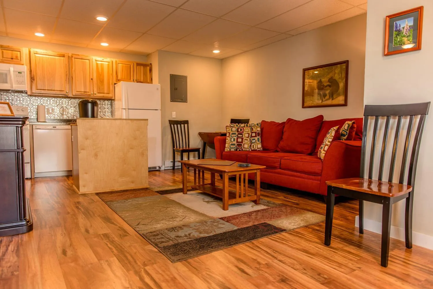 Strictly Moose Luxury Vacation Suites