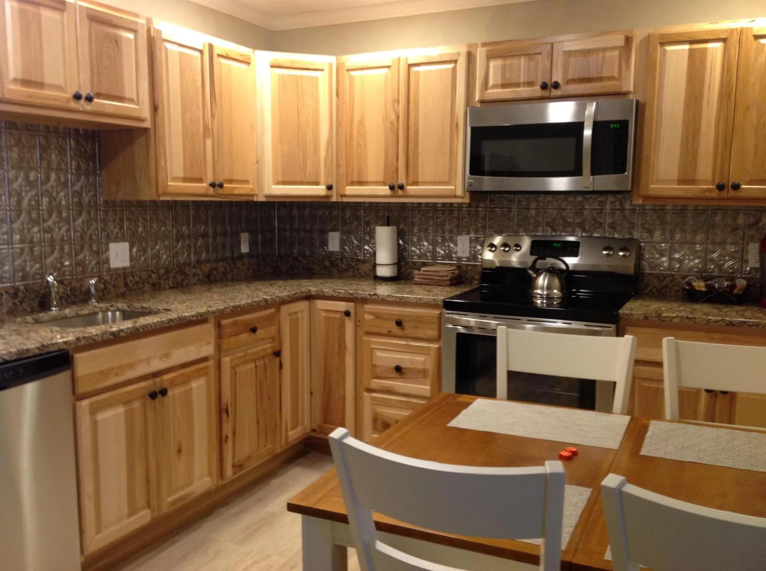 Kitchen or kitchenette in Strictly Moose Luxury Vacation Suites