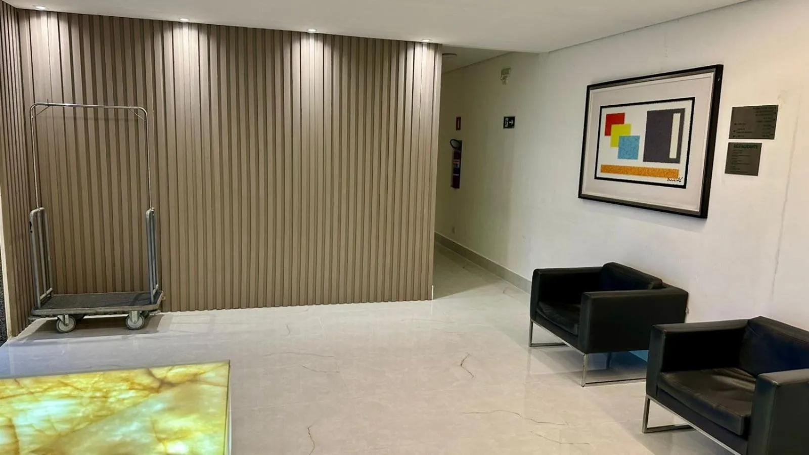 Lobby or reception in Hotel Arujá