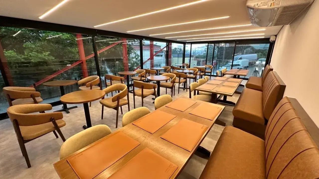 Property building in Hotel Arujá Property building in Hotel Arujá