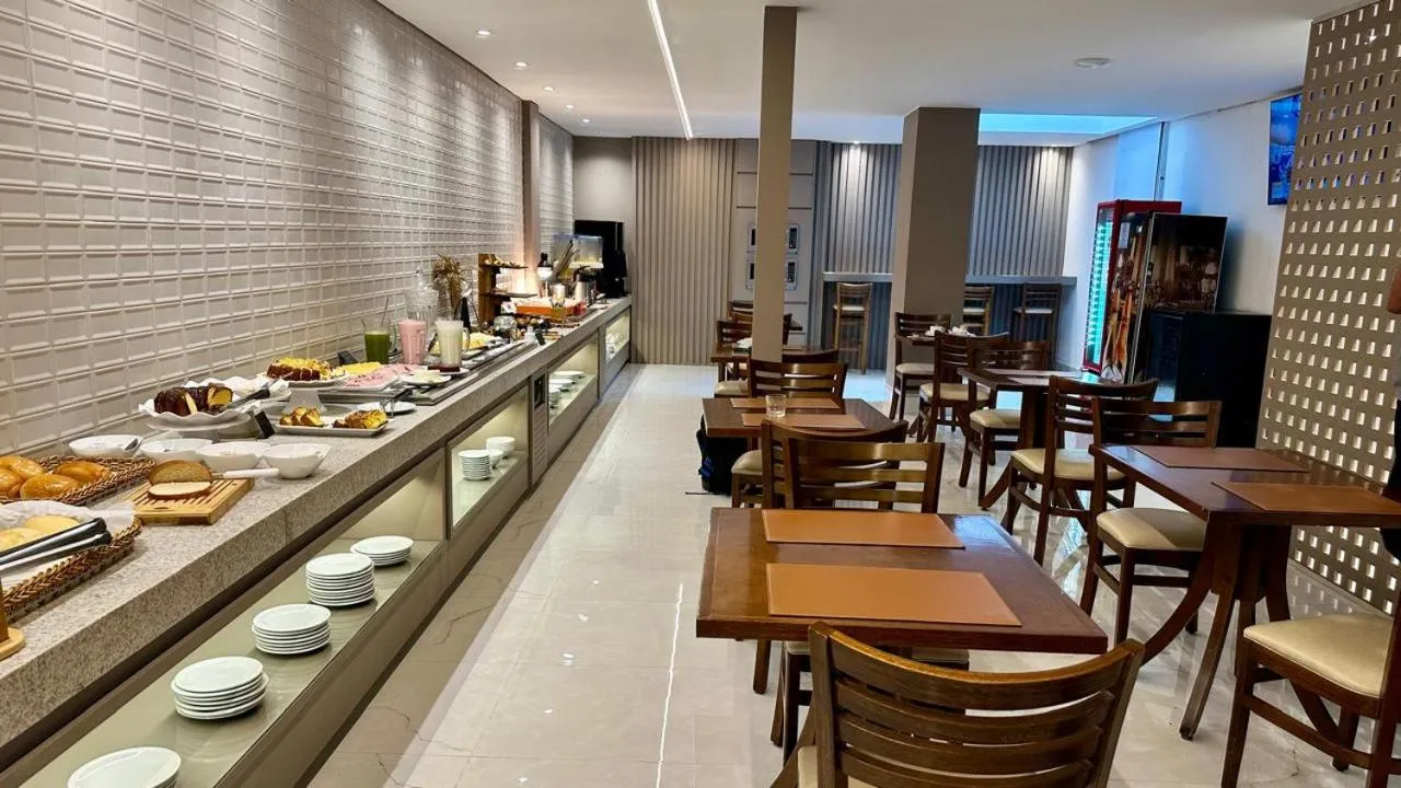 Breakfast in Hotel Arujá