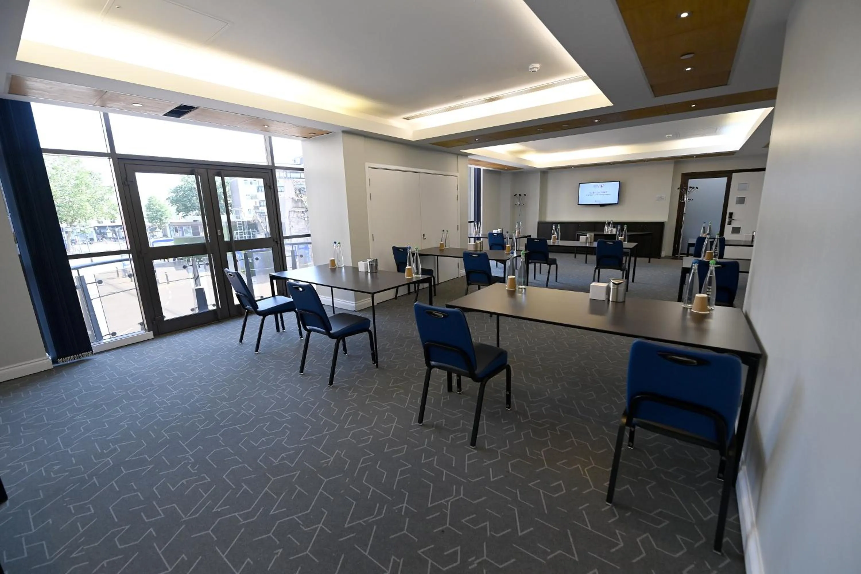 Business facilities in Stamford Bridge Hotel London