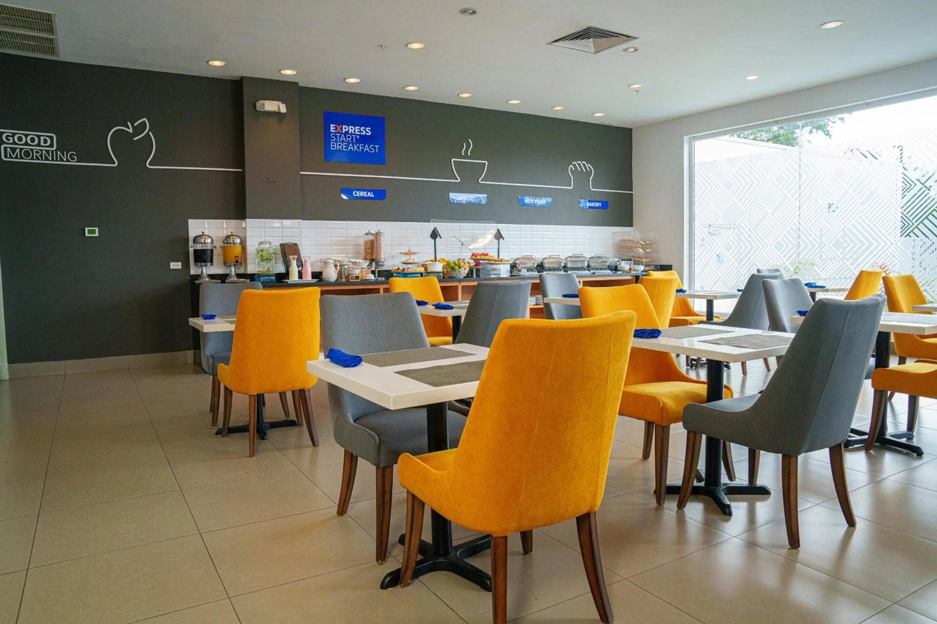 Breakfast in Holiday Inn Express Managua by IHG