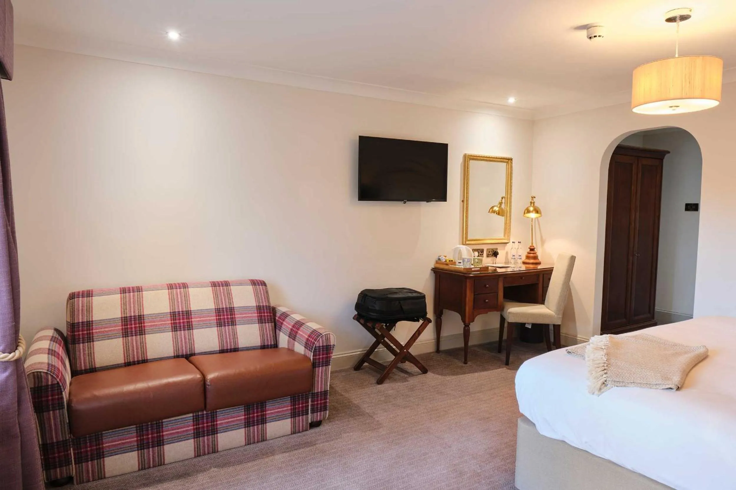 Bed in Stratton House Hotel & Spa