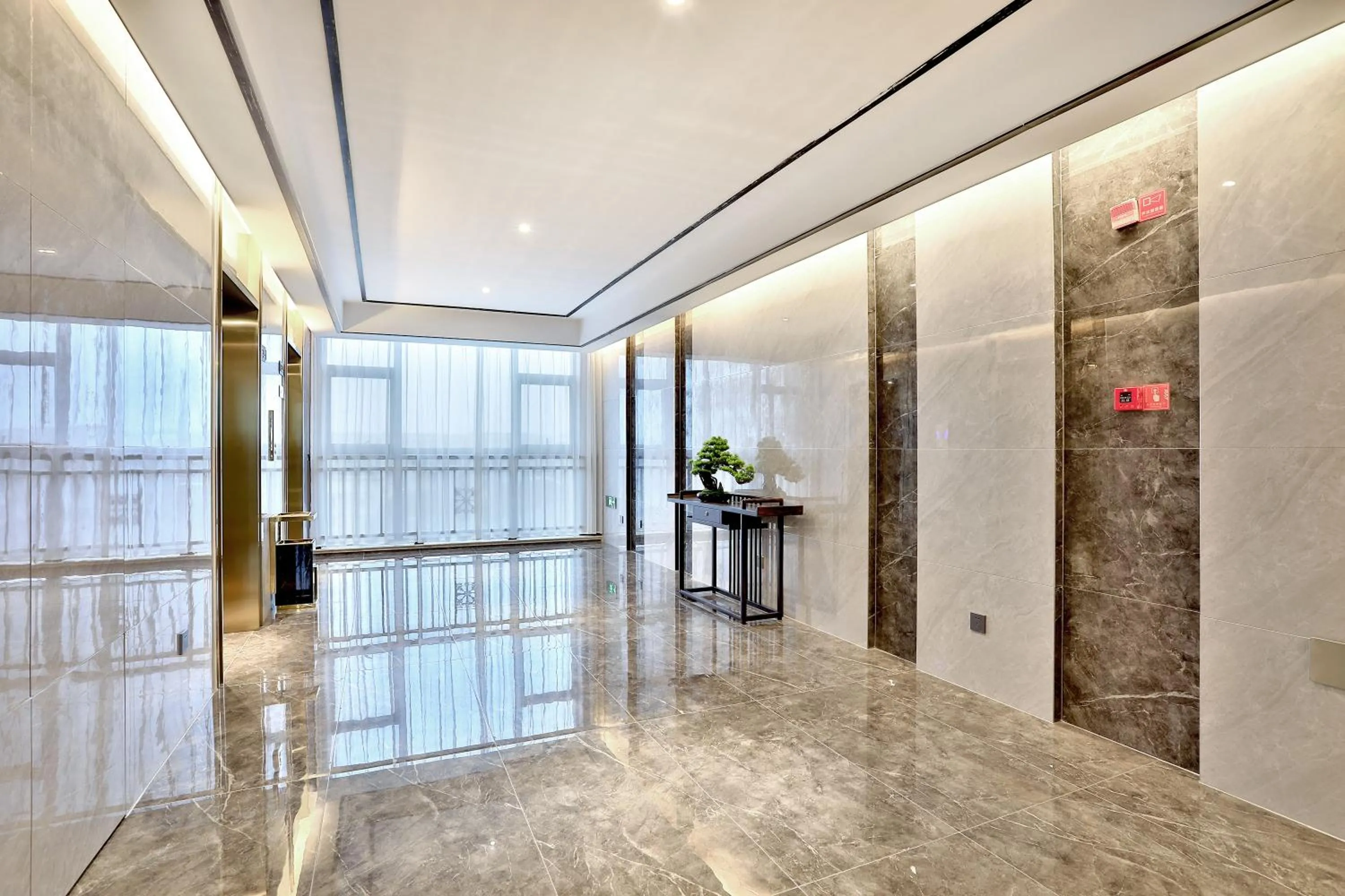 Property building in Zhoushan Maison New Century Hotel
