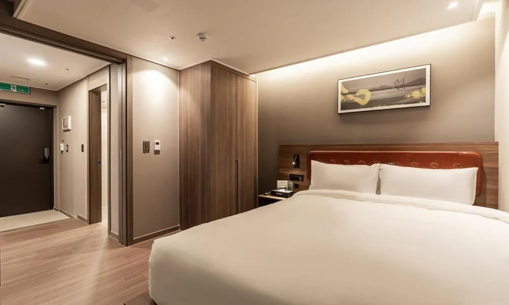 Bedroom, Bed in D OV Haeundae Hotel